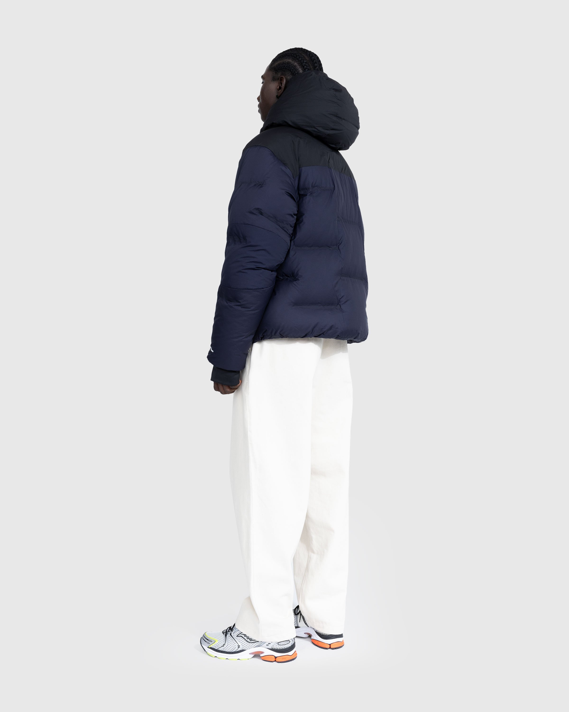 The North Face x UNDERCOVER - Soukuu Cloud Down Nupste Parka Black/Navy - Clothing - Multi - Image 4