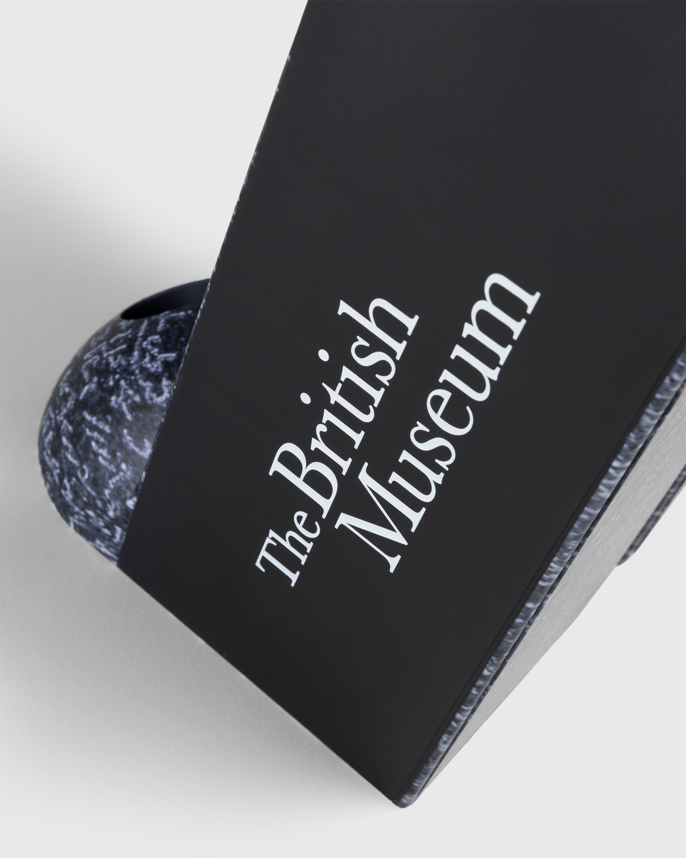 Medicom - Be@rbrick The British Museum Rosetta Stone 1000% Multi - Lifestyle - Multi - Image 4