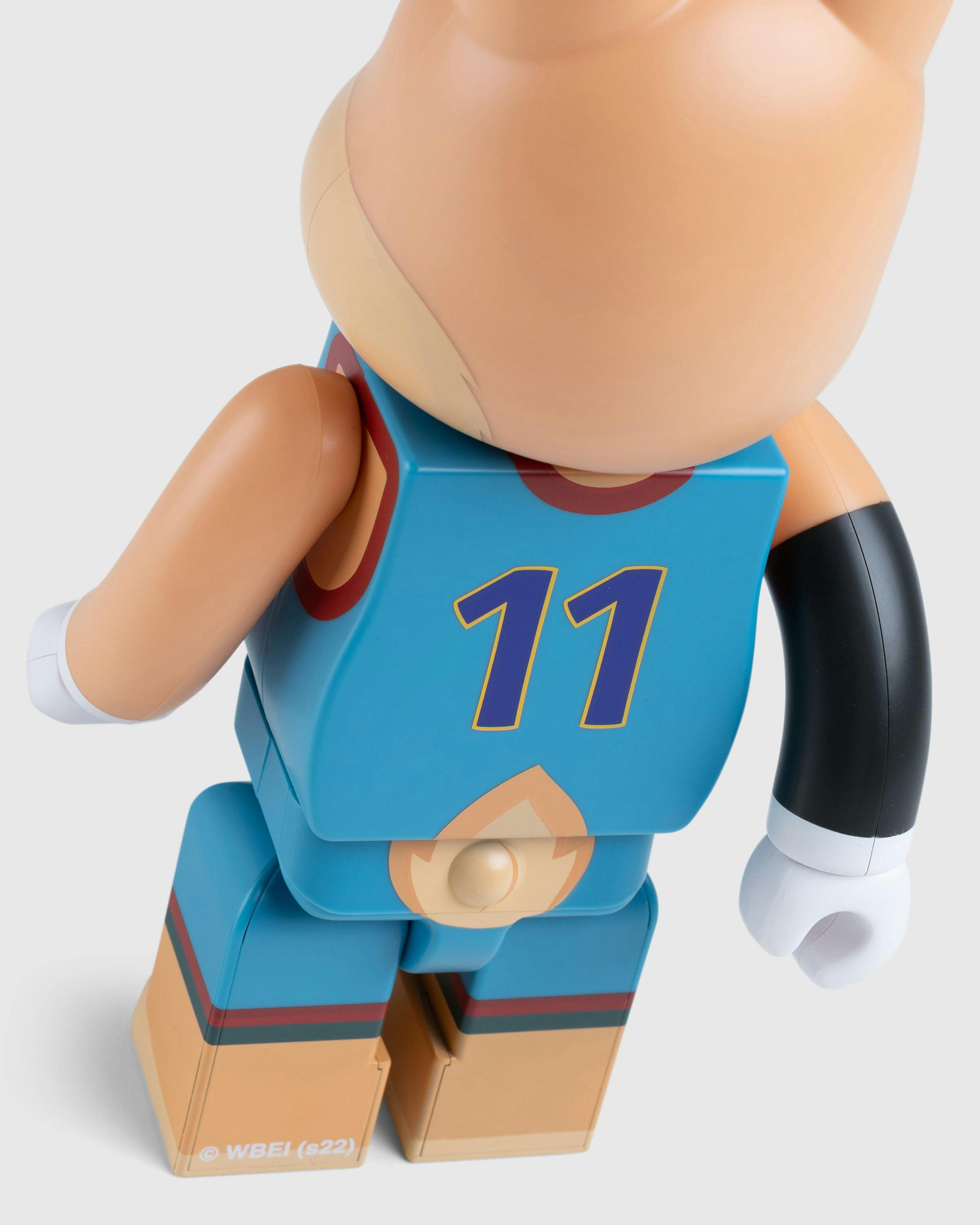 Medicom - R@bbrick Lola Bunny Space Jam 100% and 400% Set Multi - Lifestyle - Multi - Image 5