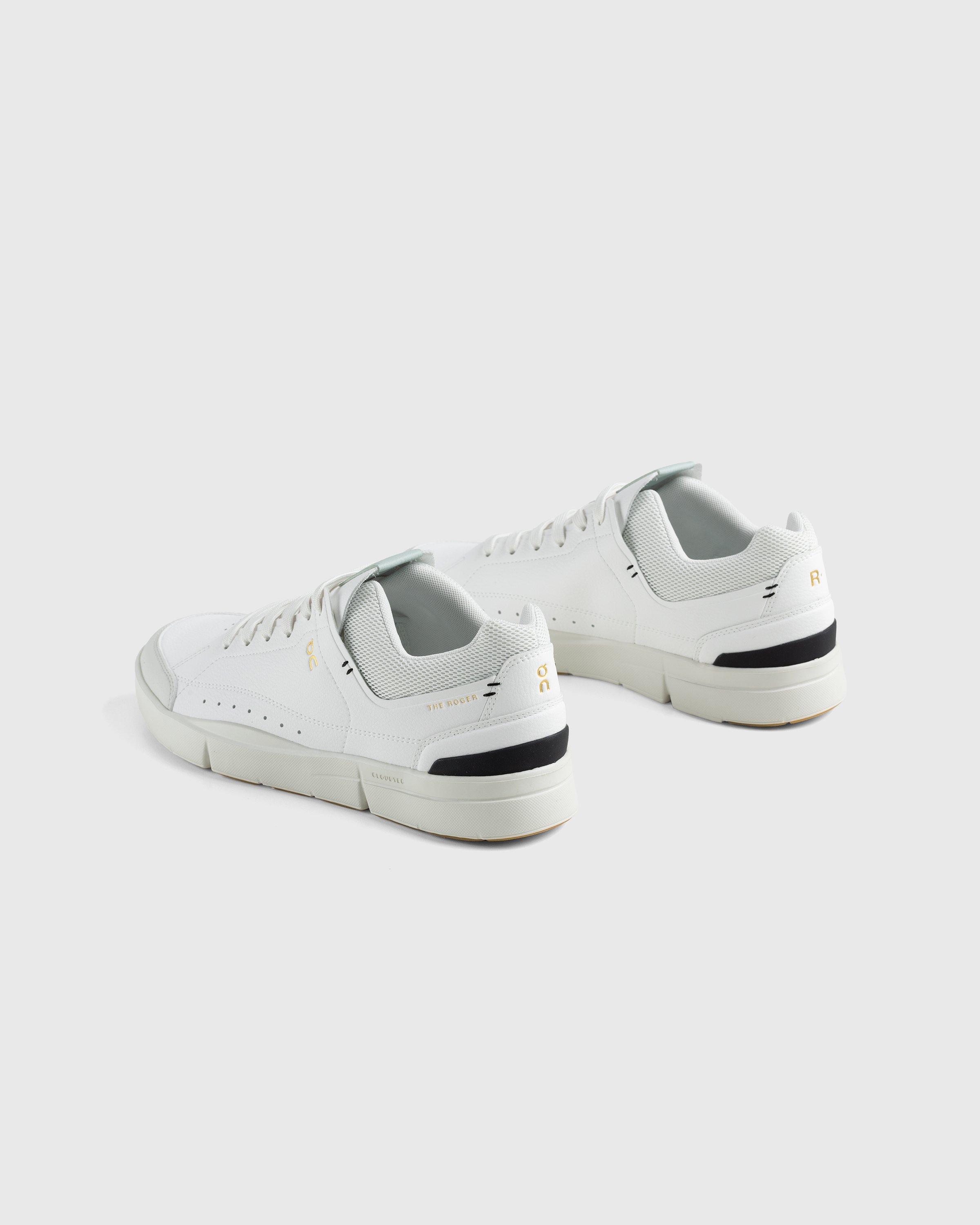 On - THE ROGER Centre Court White/Surf - Footwear - White - Image 4