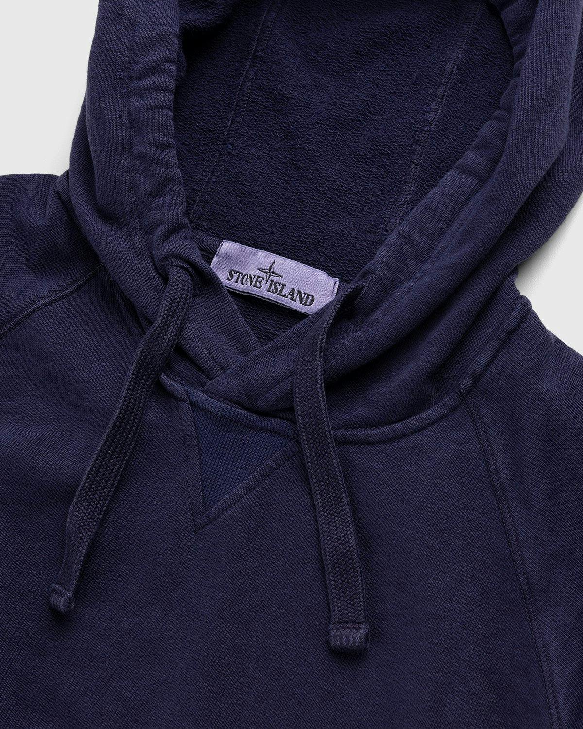 Stone Island - 62160 Garment-Dyed Malfile Fleece Hoodie Ink - Clothing - Blue - Image 6