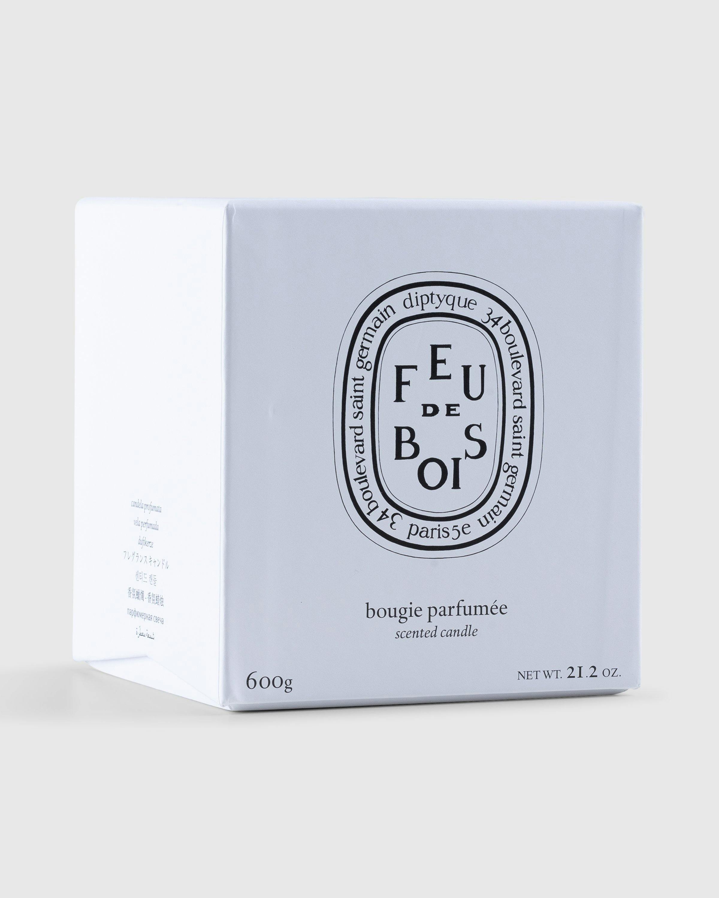 Diptyque - Candle Feu de Bois 600g - Lifestyle - Transparent - Image 3