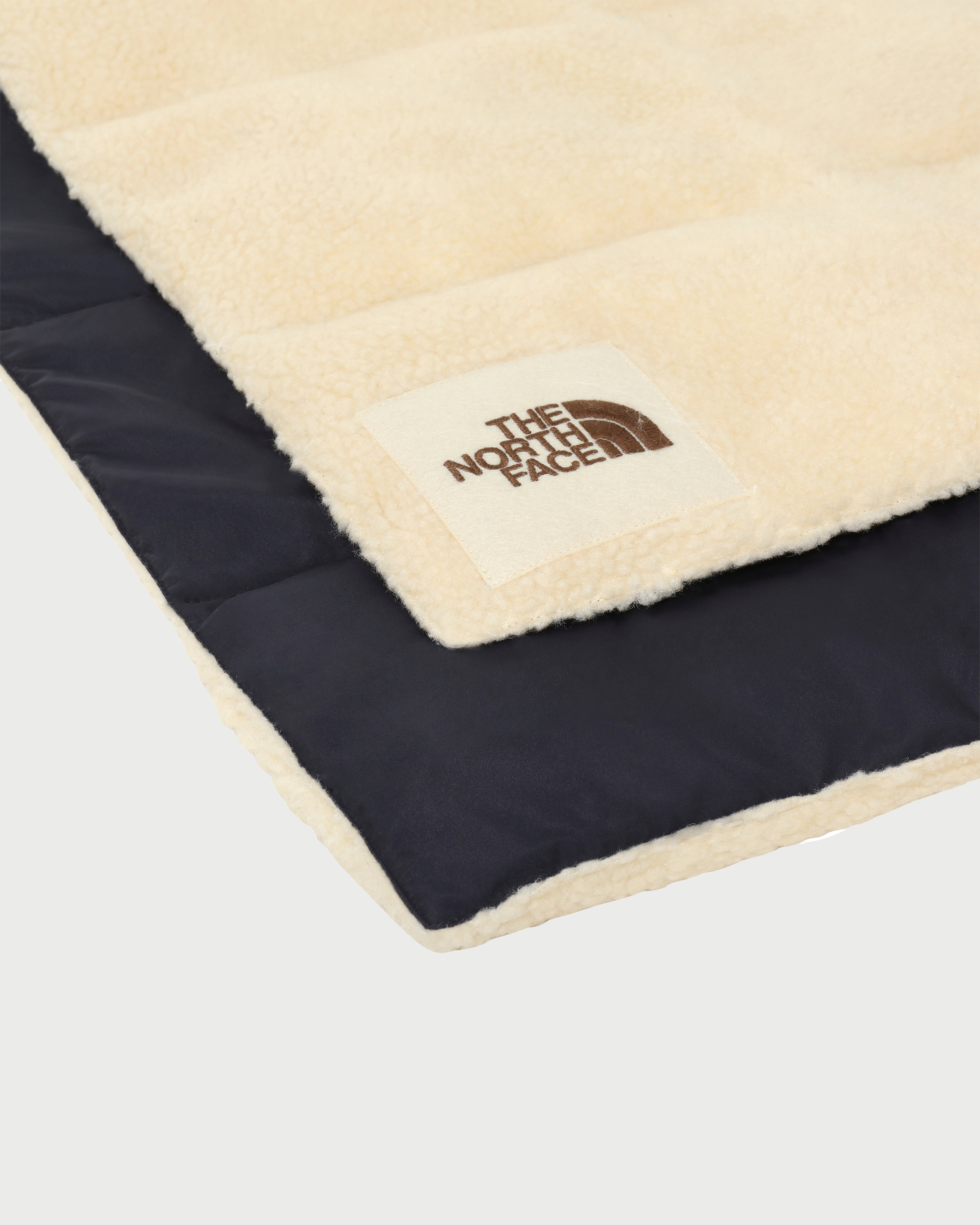 The North Face - Brown Label Insulated Scarf Bleached Sand Unisex - Accessories - Yellow - Image 2
