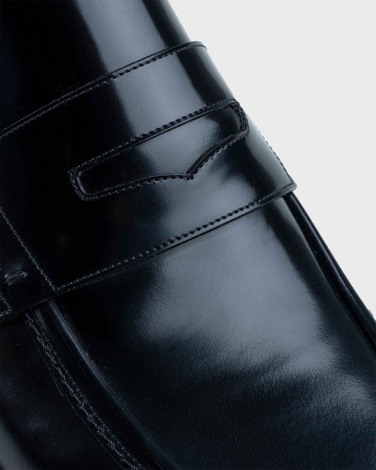 Maison Margiela - Leather Loafers Black - Footwear - Black - Image 4