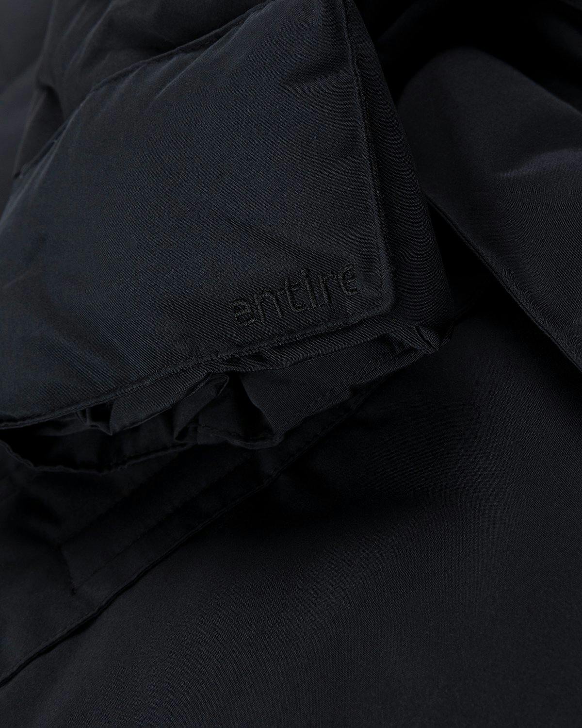 Entire Studios - PFD Puffer Jacket Soot - Clothing - Black - Image 5