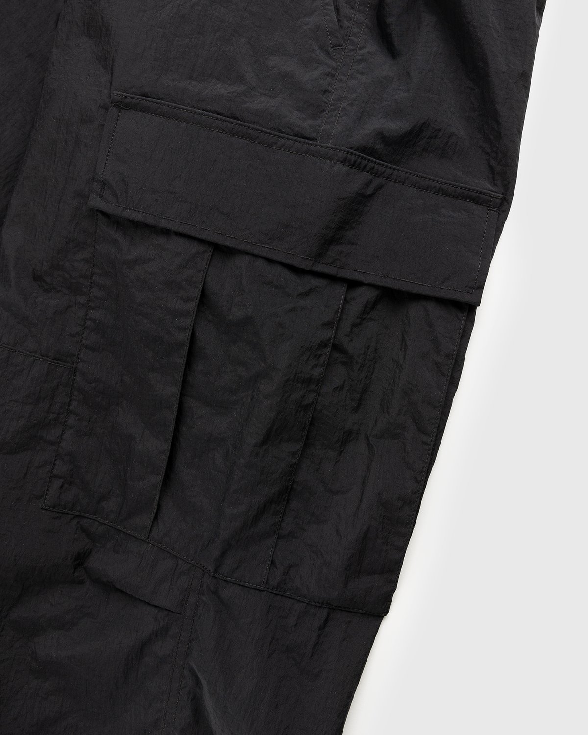 Highsnobiety - Water-Resistant Ripstop Cargo Pants Black - Clothing - Black - Image 4