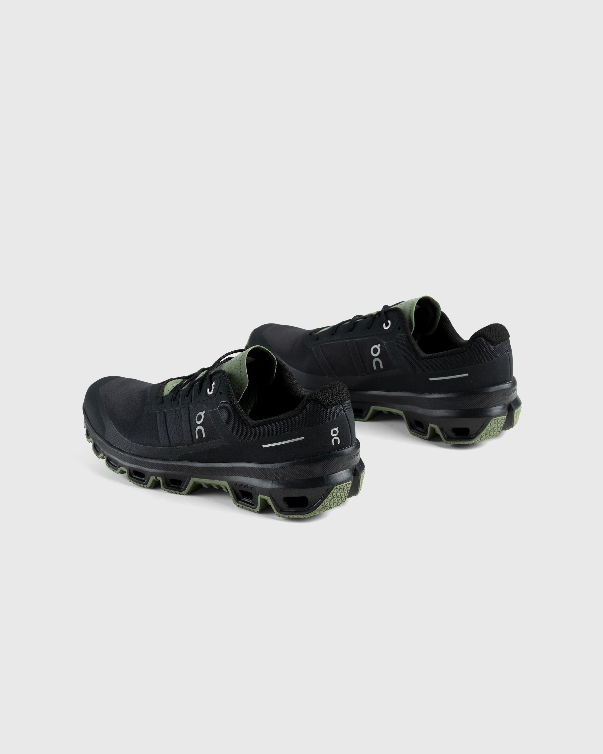 On - Cloudventure Black/Reseda - Footwear - Black - Image 4