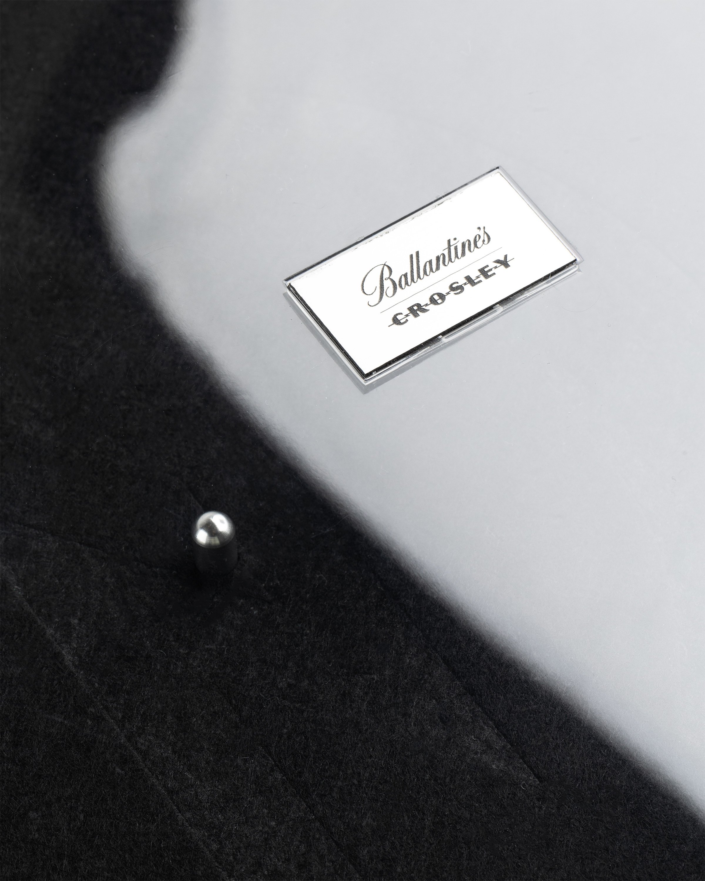 Ballantine's x Crosley - RZA C6 Record Player Black - Lifestyle - Black - Image 9