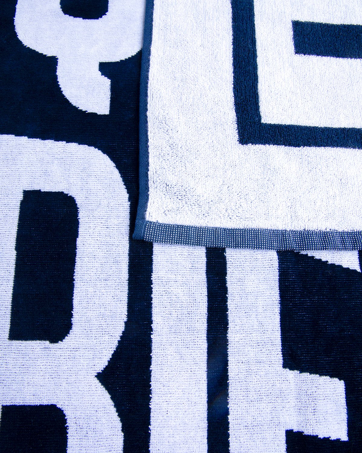 Vilebrequin x Highsnobiety - Logo Towel Navy - Lifestyle - Blue - Image 3
