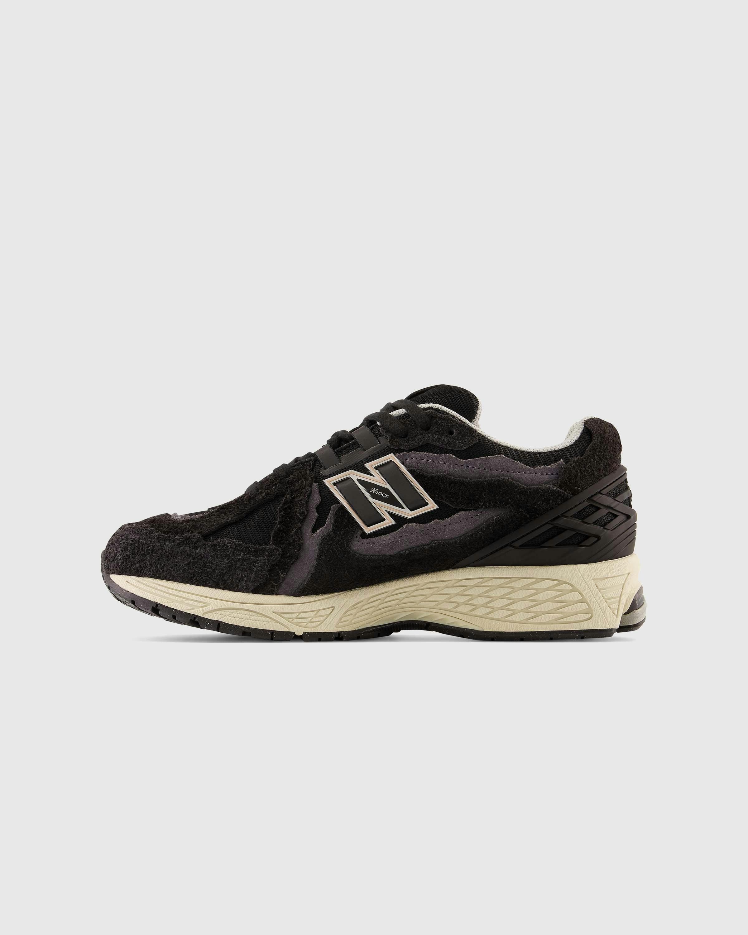 New Balance - 1906R Black - Footwear - Black - Image 2