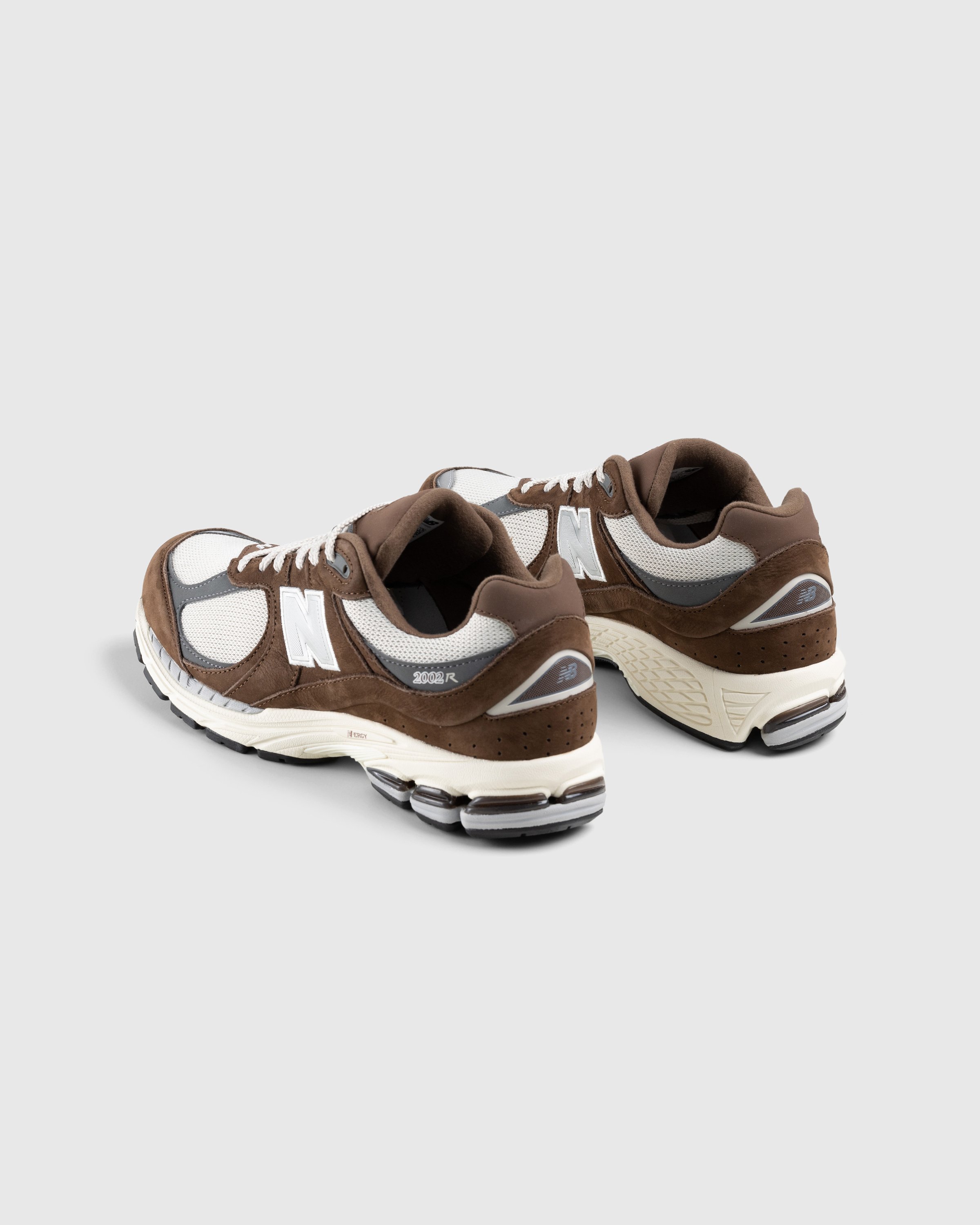 New Balance - M2002RHS Moonbeam - Footwear - Brown - Image 4