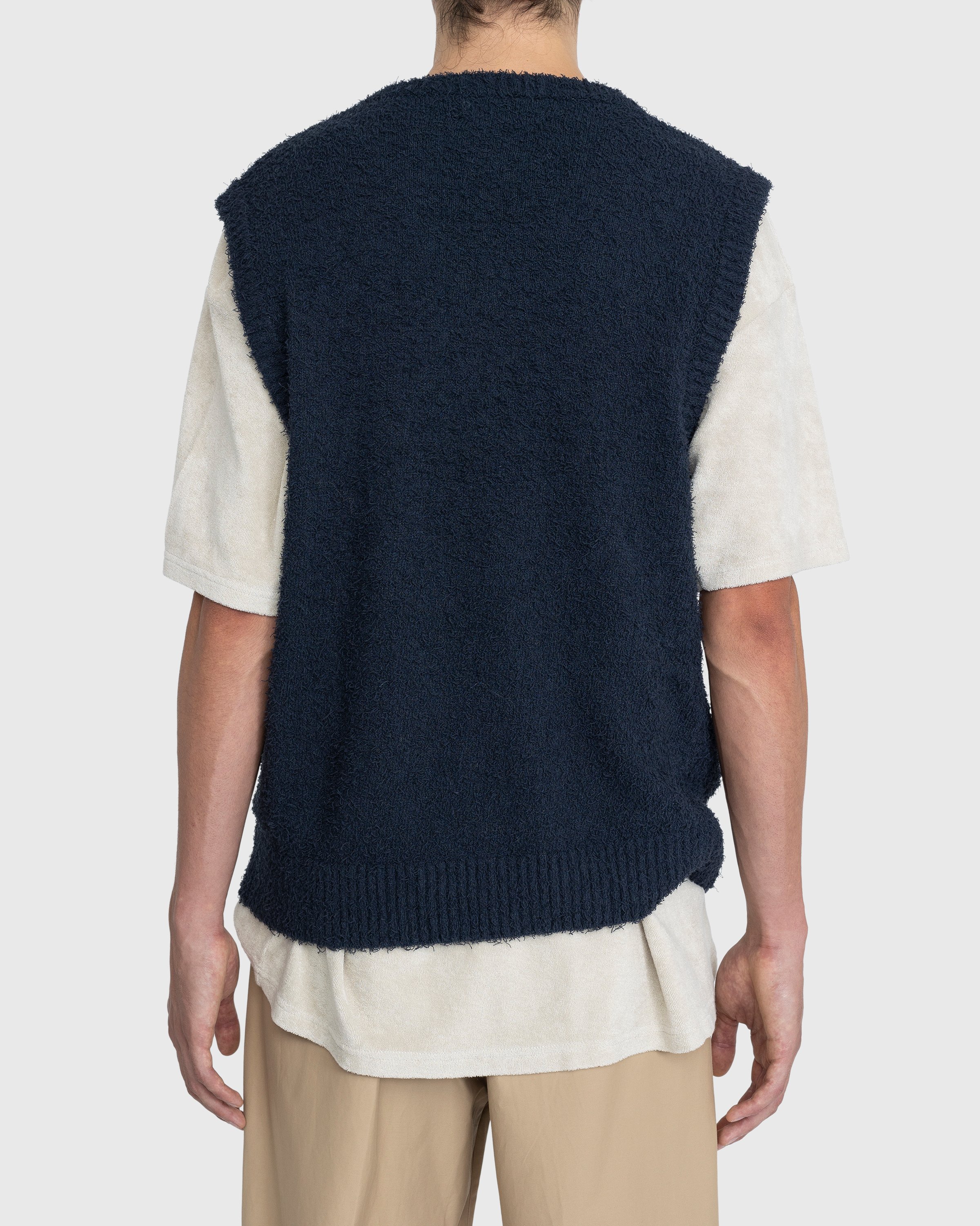 Highsnobiety - V-Neck Sweater Vest Black - Clothing - Black - Image 4