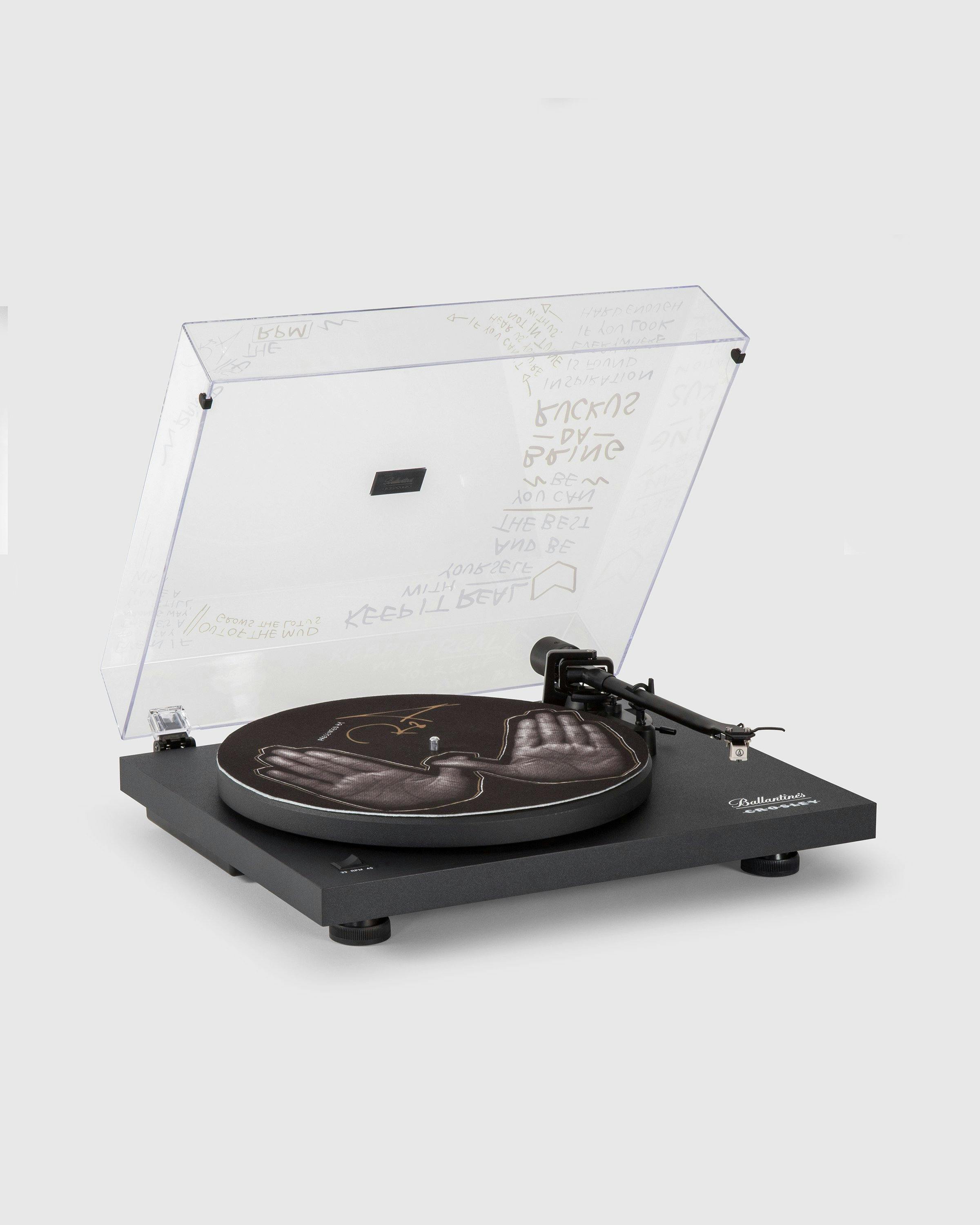 Ballantine's x Crosley - RZA C6 Record Player Black - Lifestyle - Black - Image 3