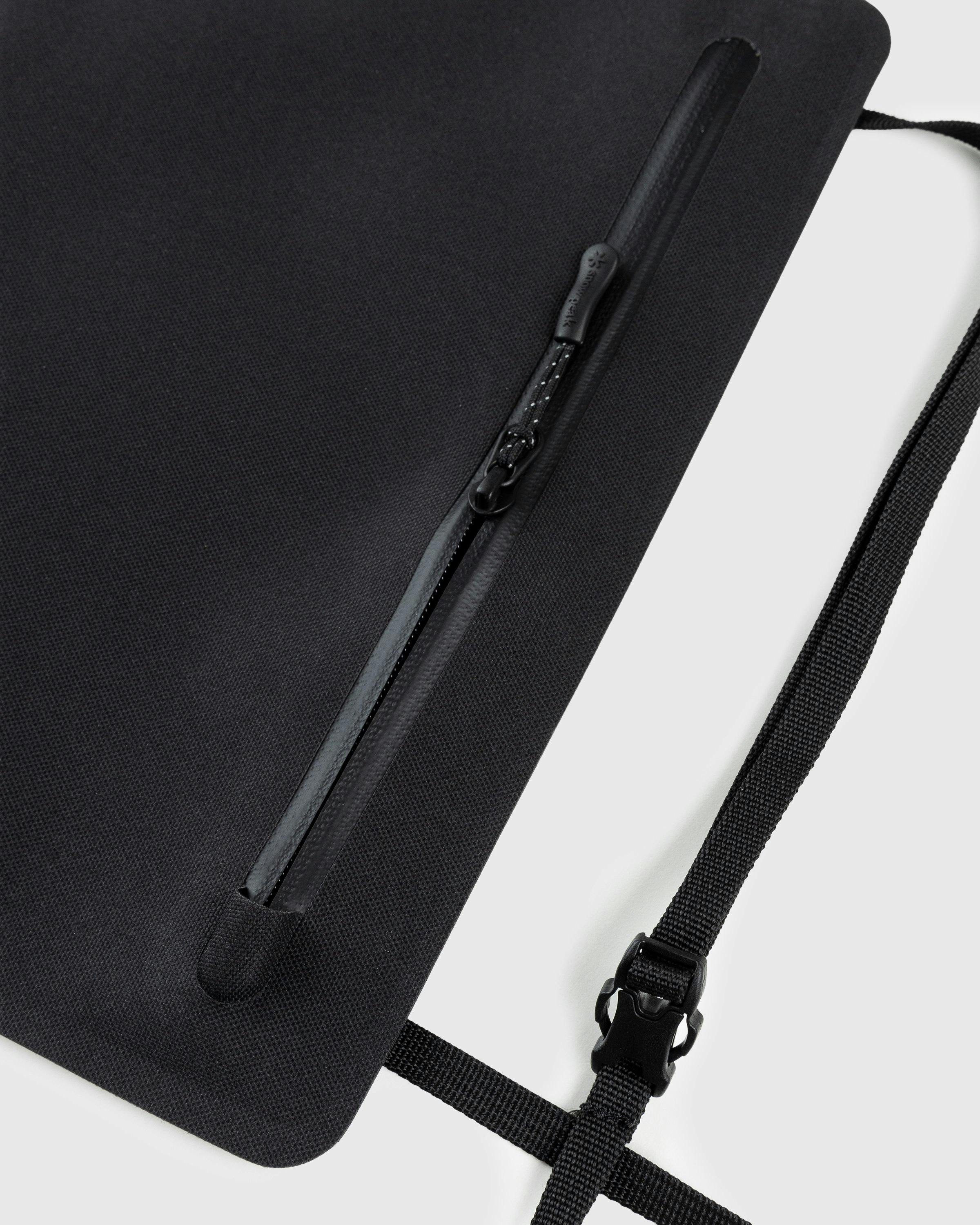 Snow Peak - Dry Sacoche Black - undefined - Black - Image 3