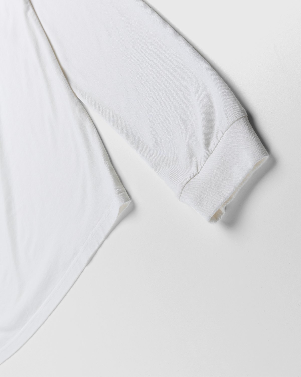 Phipps - Logo Longsleeve White - Clothing - White - Image 3