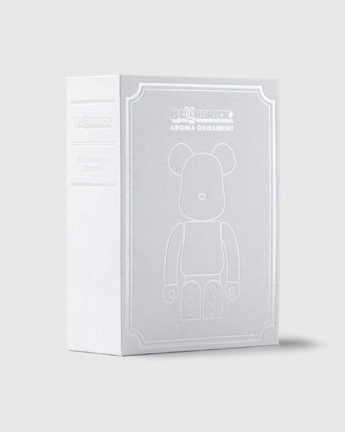 Medicom - Be@rbrick Aroma Ornament No.9 Galaxy Silver - Arts & Collectibles - White - Image 6