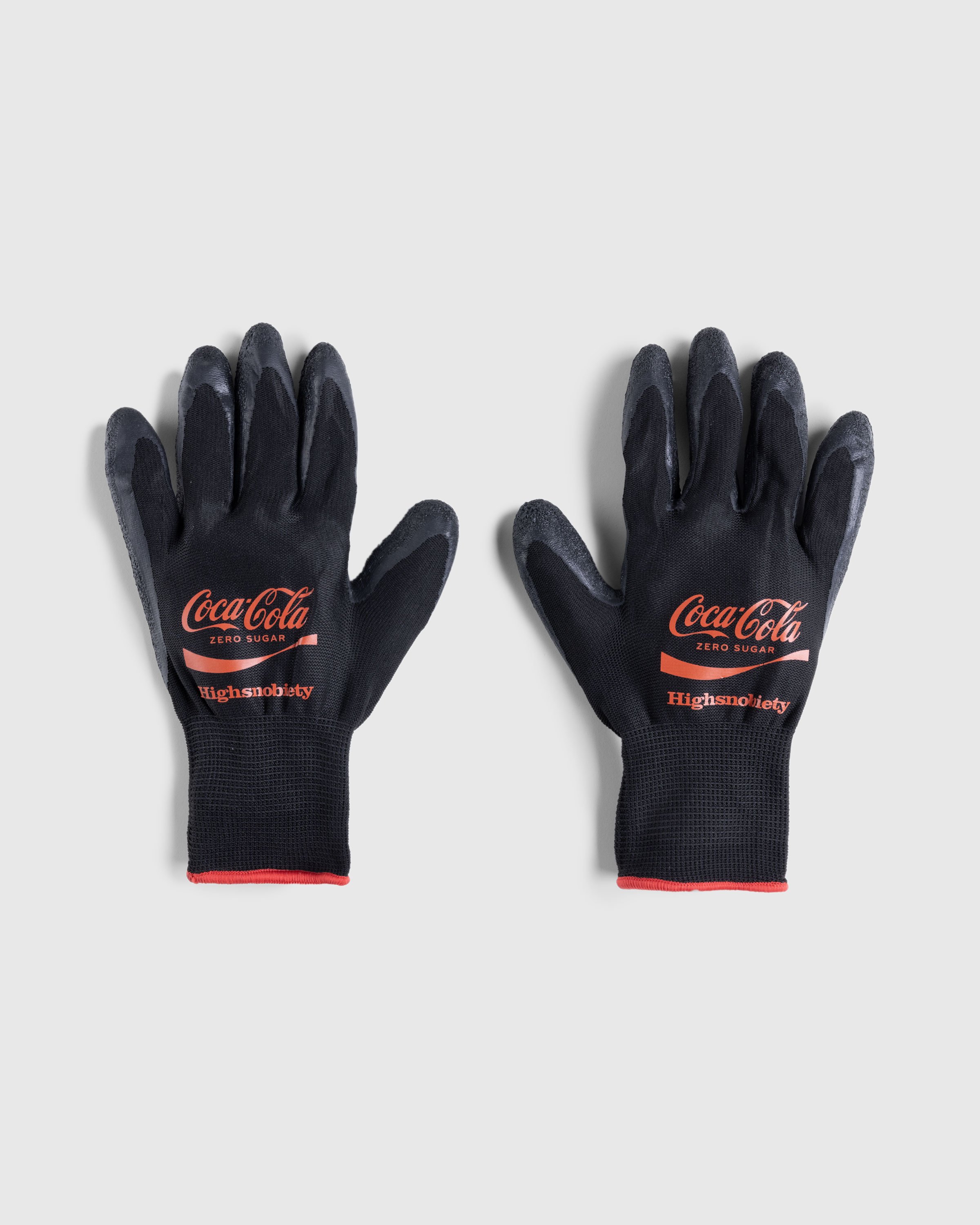 Highsnobiety x Coca-Cola Zero Sugar - Gloves Black - Accessories - Black - Image 1