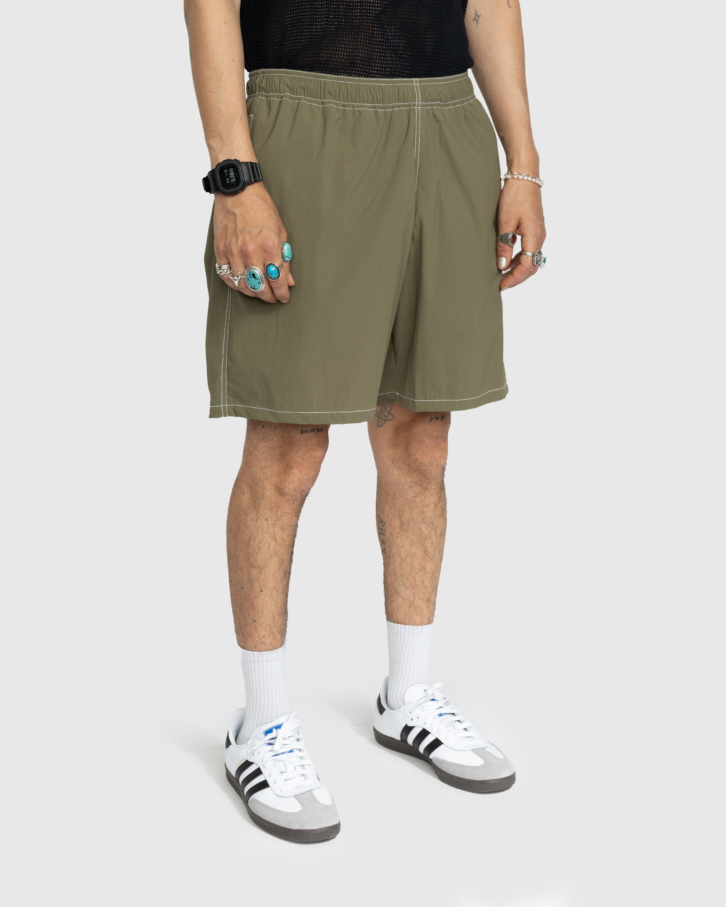 Highsnobiety - Side Cargo Shorts Khaki - Clothing - Green - Image 4