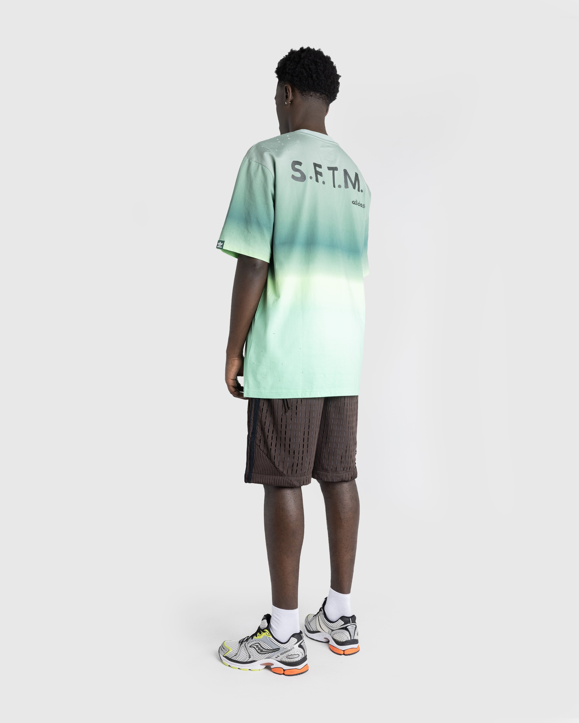 Song For The Mute x Adidas - SFTM TEE SS 1 HAZGRN/TECFOR - Clothing - Green - Image 4
