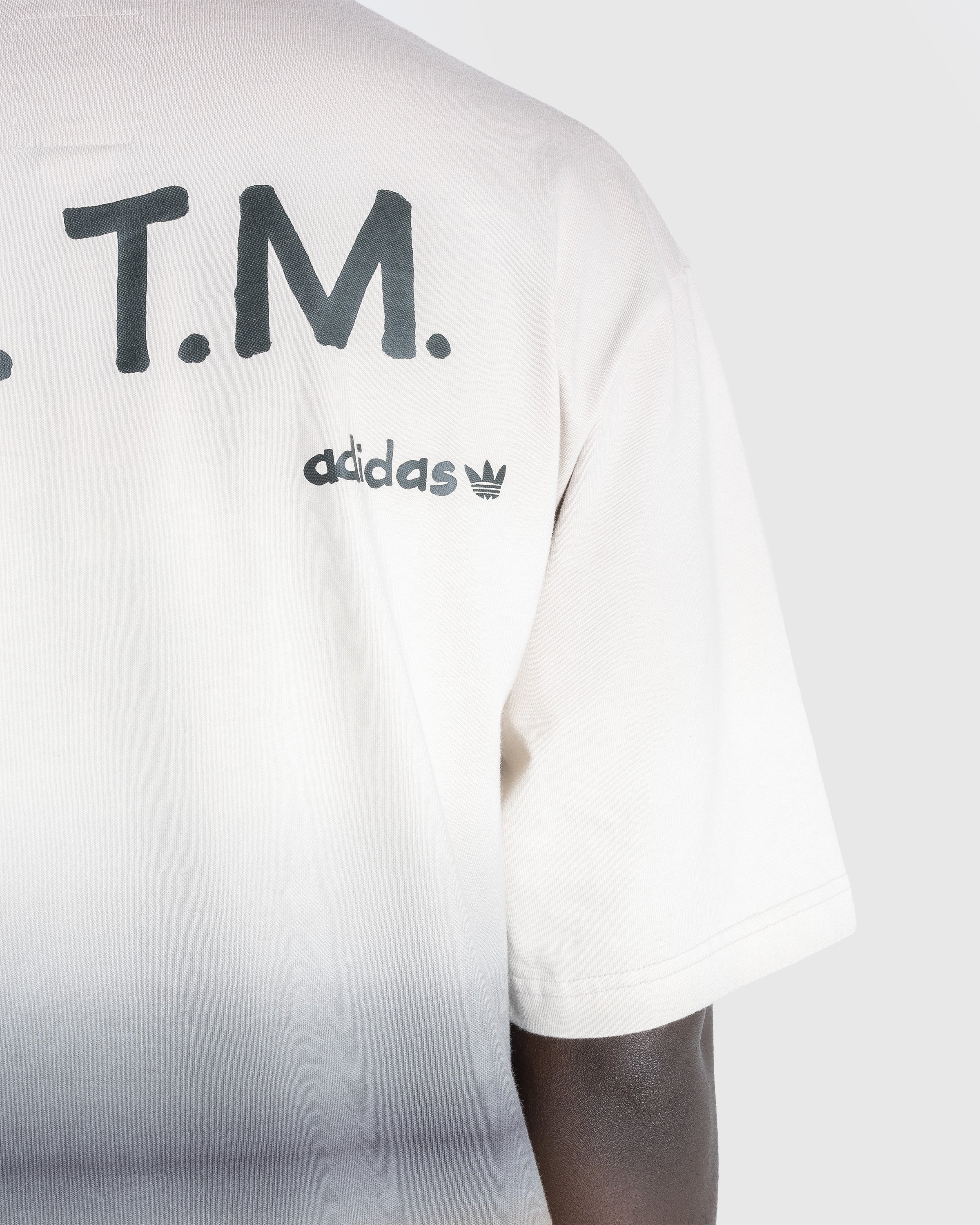 Song For The Mute x Adidas - SFTM TEE SS 2 VAPGRE - Clothing - Grey - Image 5