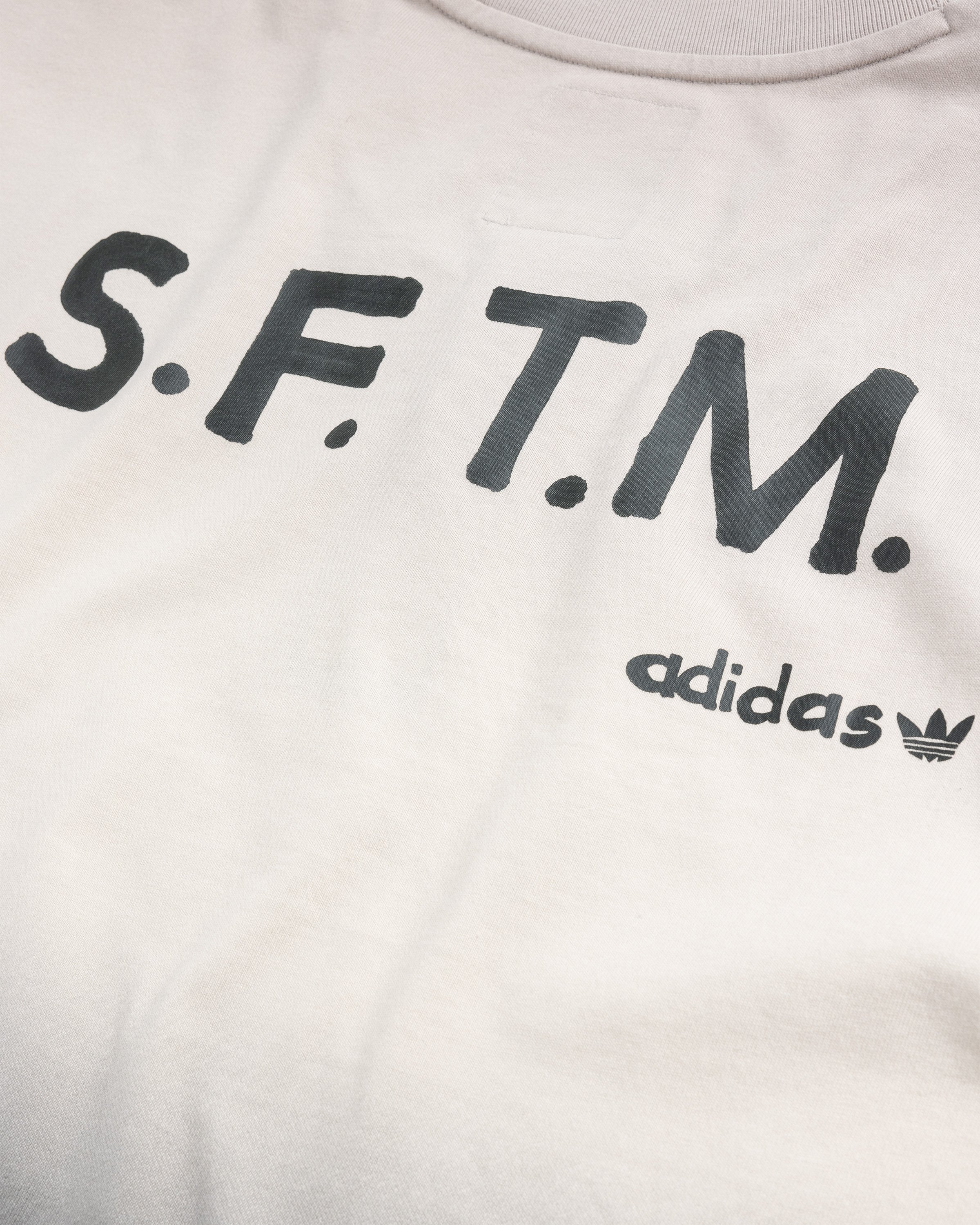 Song For The Mute x Adidas - SFTM TEE SS 2 VAPGRE - Clothing - Grey - Image 7