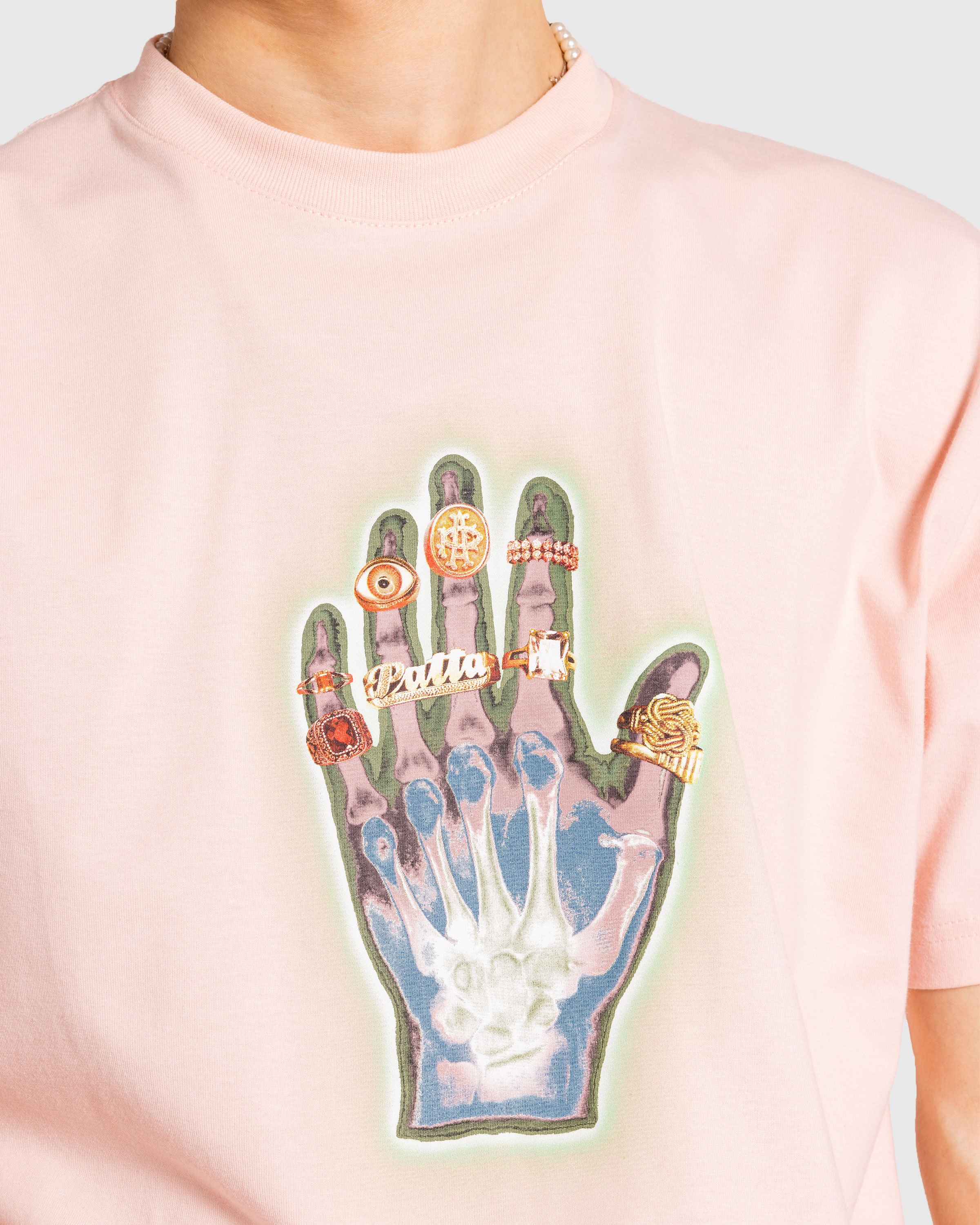 Patta - Healing Hands T-Shirt Lotus - Clothing - Pink - Image 5