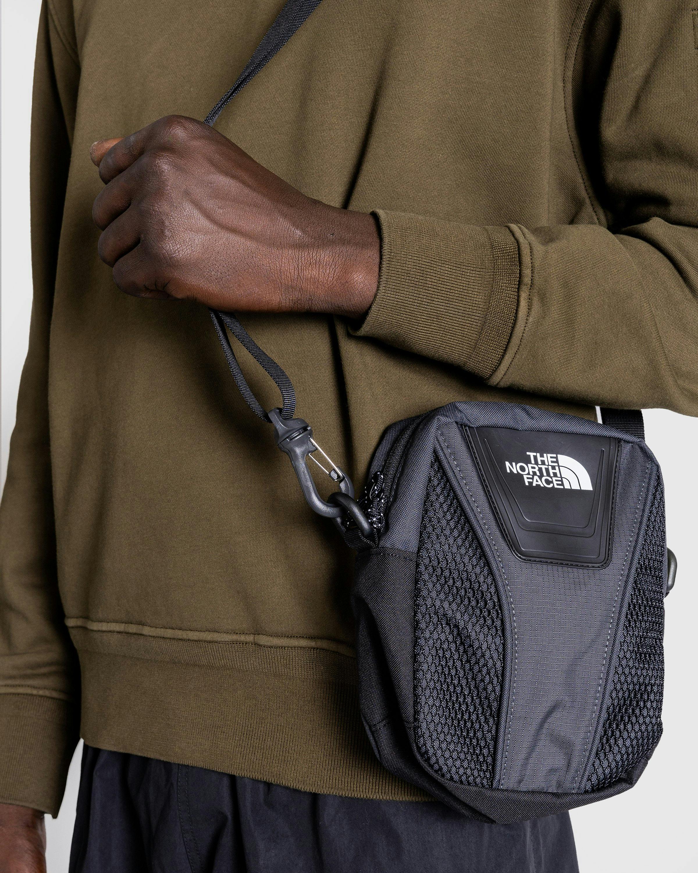 The North Face - Y2K SHOULDER BAG TNF BLACK/ASPHALT GREY - Accessories - Black - Image 3