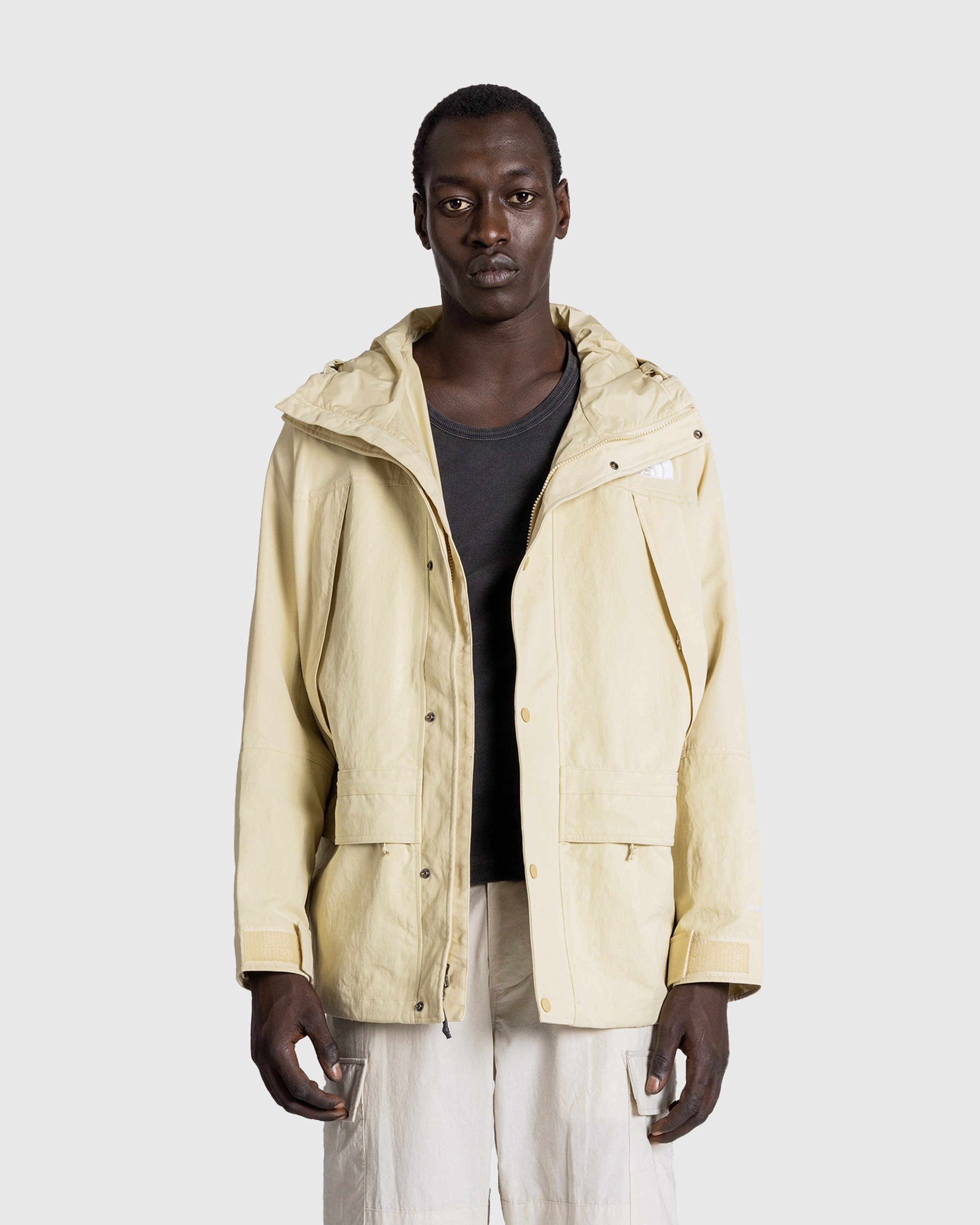 The North Face - M RIPSTOP MOUNTAIN CARGO JACKET GRAVEL - Clothing - Beige - Image 2