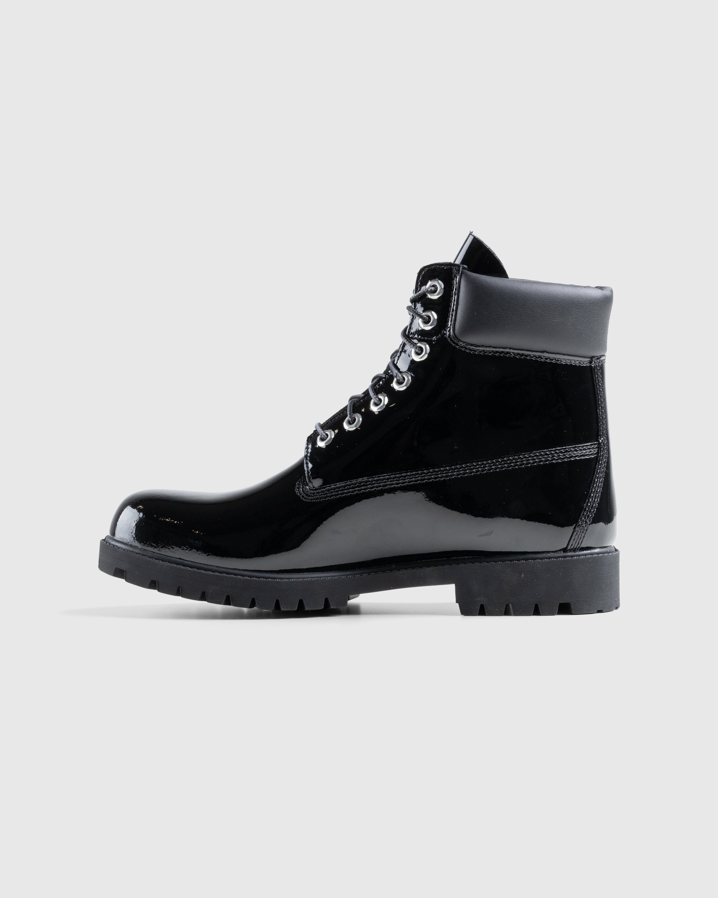 Veneda Carter x Timberland - Timberland Heritage 6 INCH LACE UP WATERPROOF BOOT BLACK PATENT LEATHER - Footwear - Black - Image 2