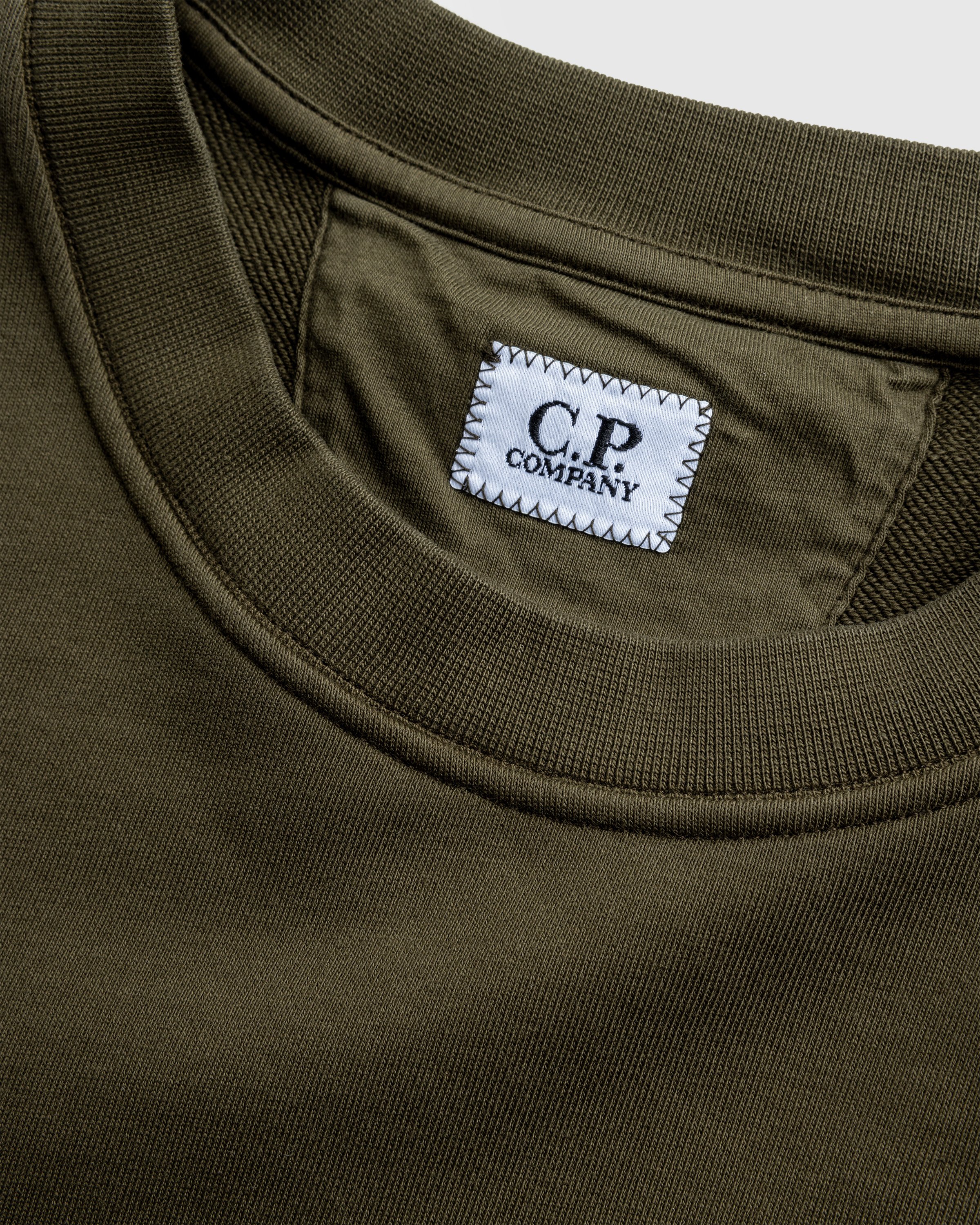 C.P. Company - SWEATSHIRTS - CREW NECK IVY GREEN - Clothing - Green - Image 6