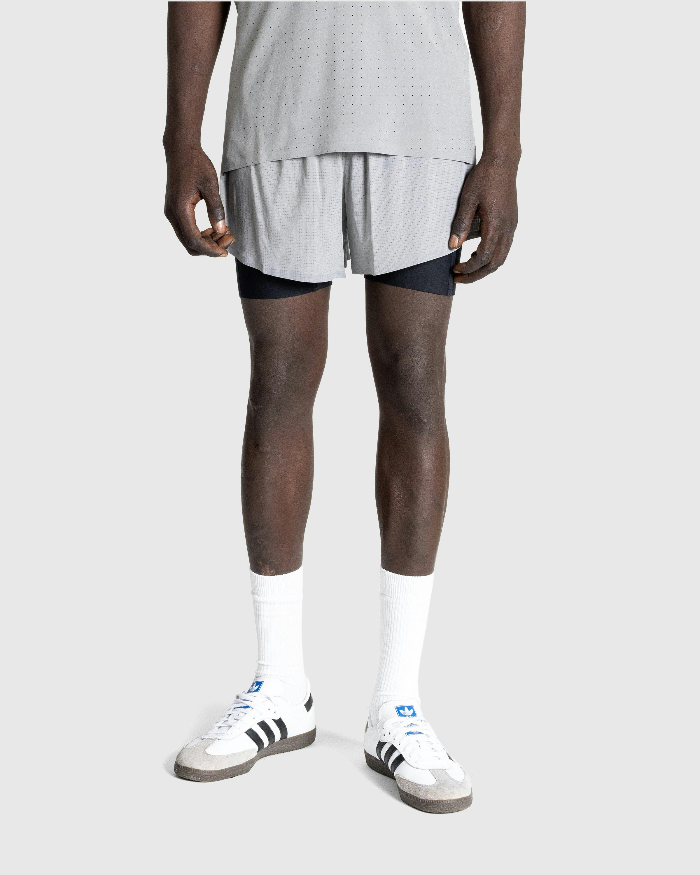 Y-3 - M Run Tights Sh Chsogr/Black - Clothing - Grey - Image 2