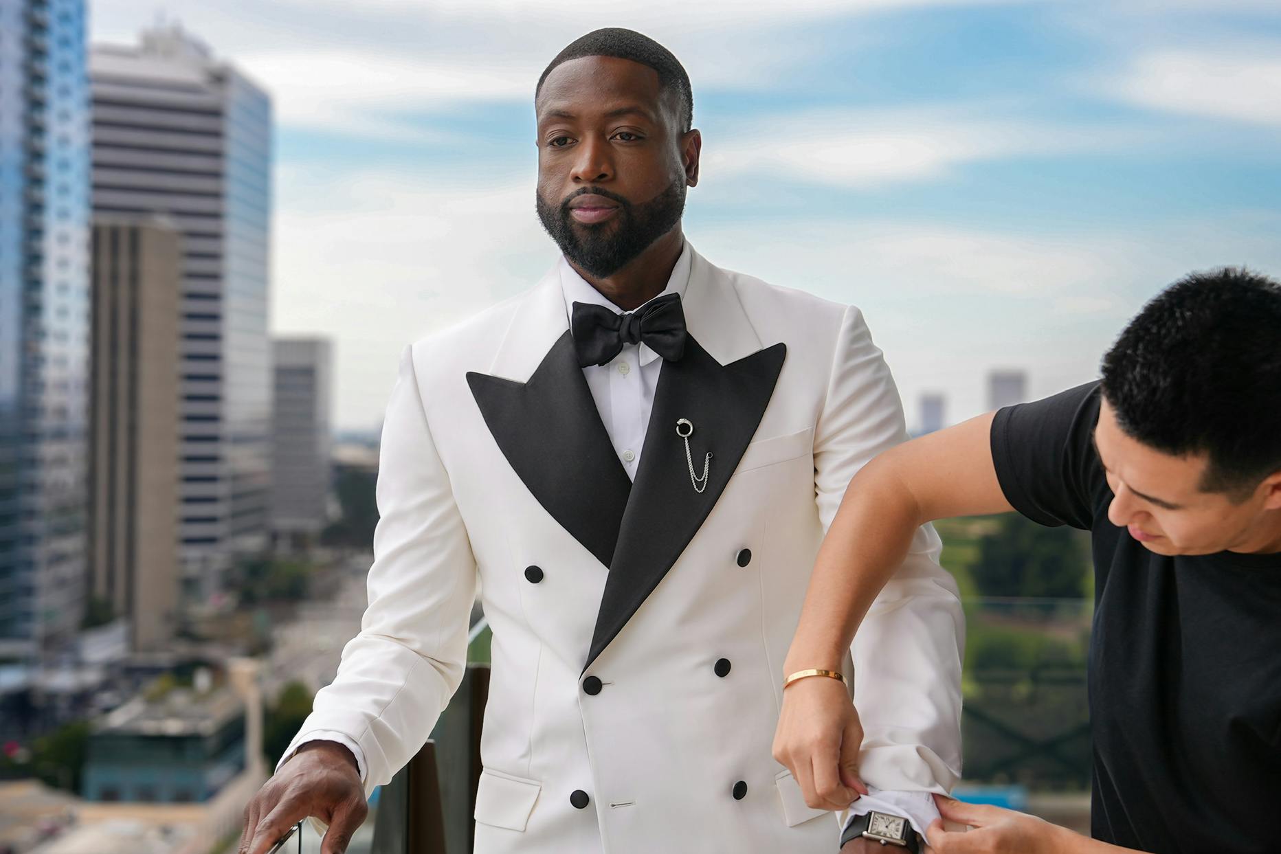 dwyane wade oscars 2024 versace outfit