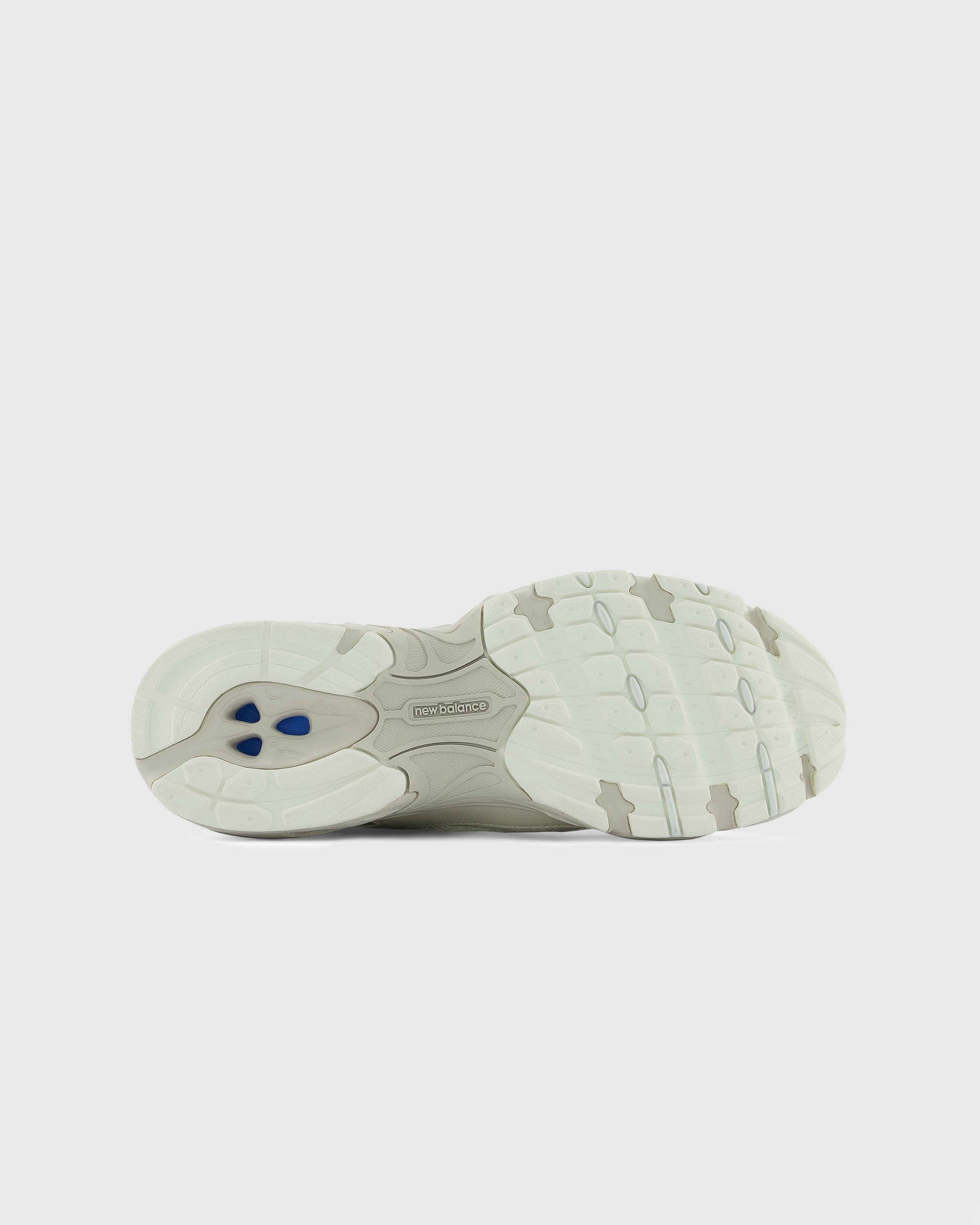 New Balance - MR530AA1 MOONBEAM - Footwear - Grey - Image 4