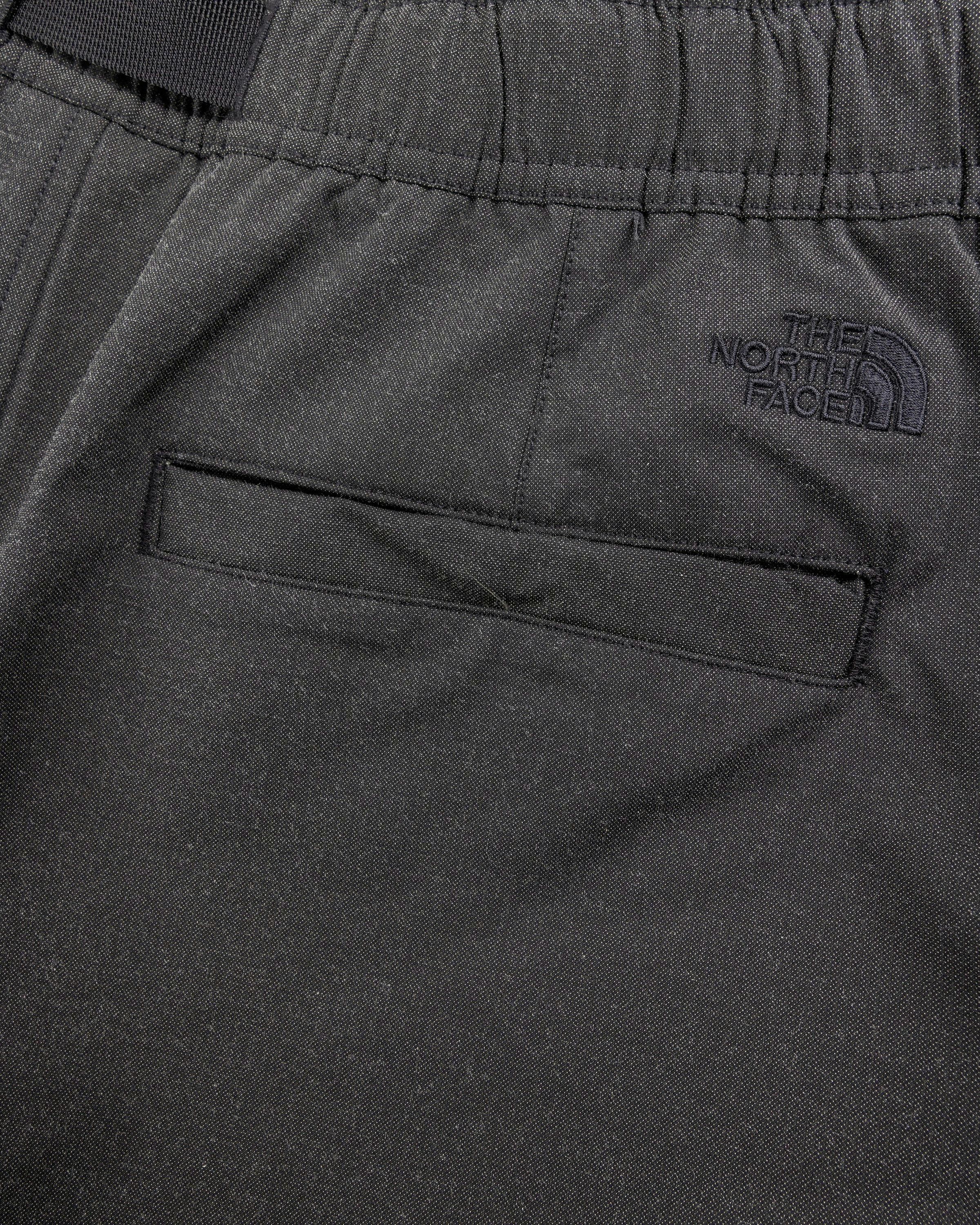 The North Face - M M66 TEK TWILL SHORT TNF BLACK - Clothing - Black - Image 7