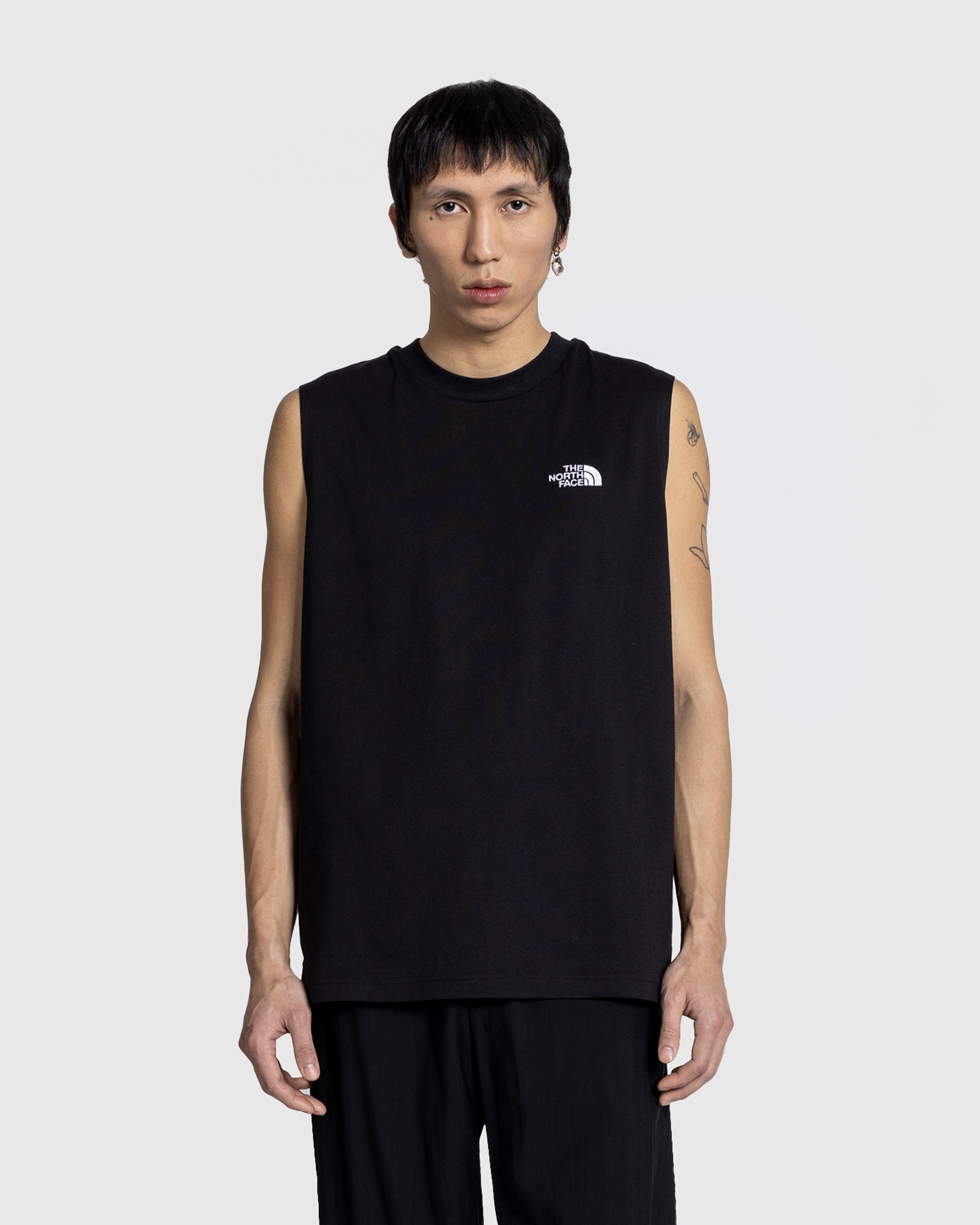 The North Face - M OVERSIZE SIMPLE DOME TANK TNF BLACK - Clothing - Black - Image 2