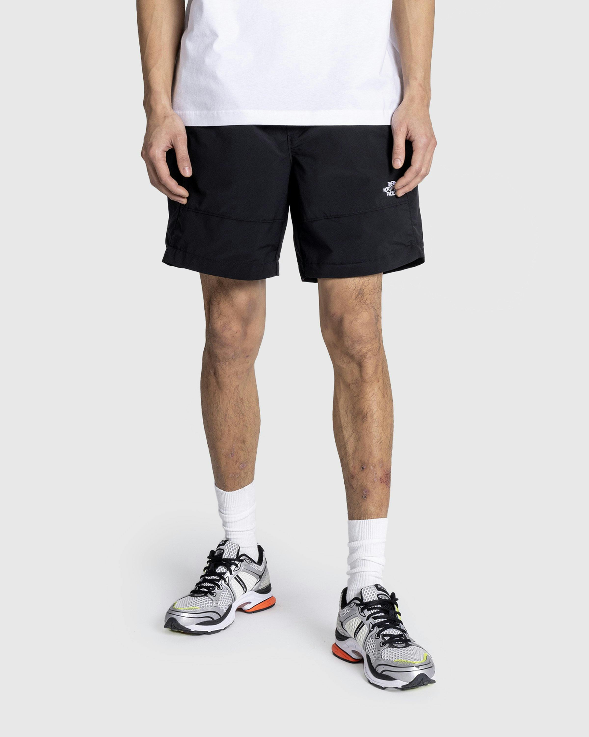 The North Face - M TNF EASY WIND SHORT TNF BLACK - Clothing - Black - Image 2