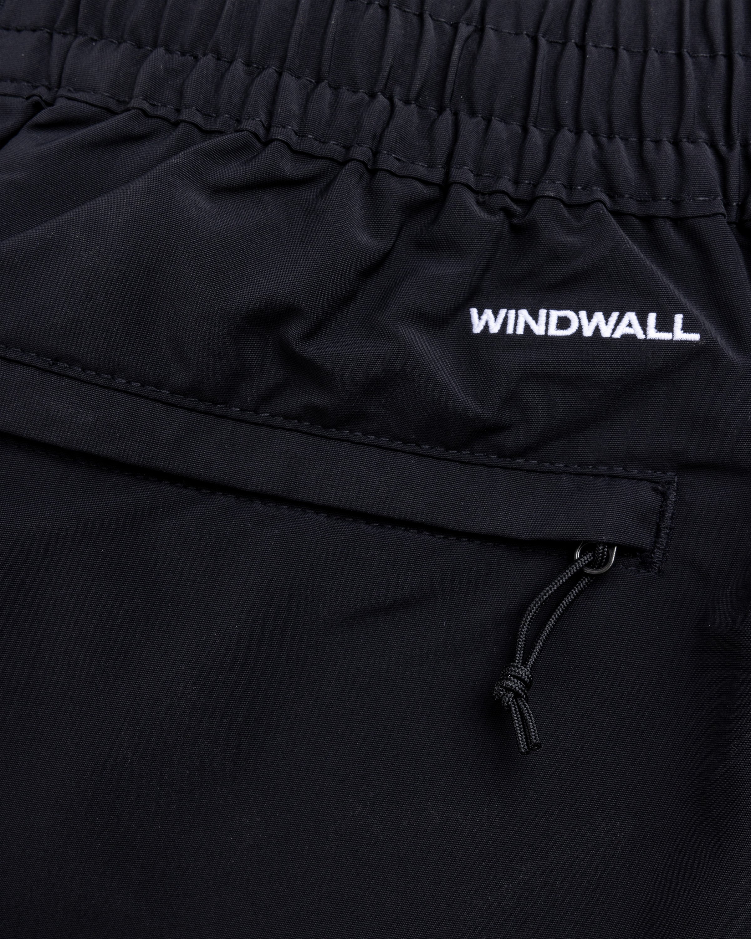 The North Face - M TNF EASY WIND SHORT TNF BLACK - Clothing - Black - Image 7
