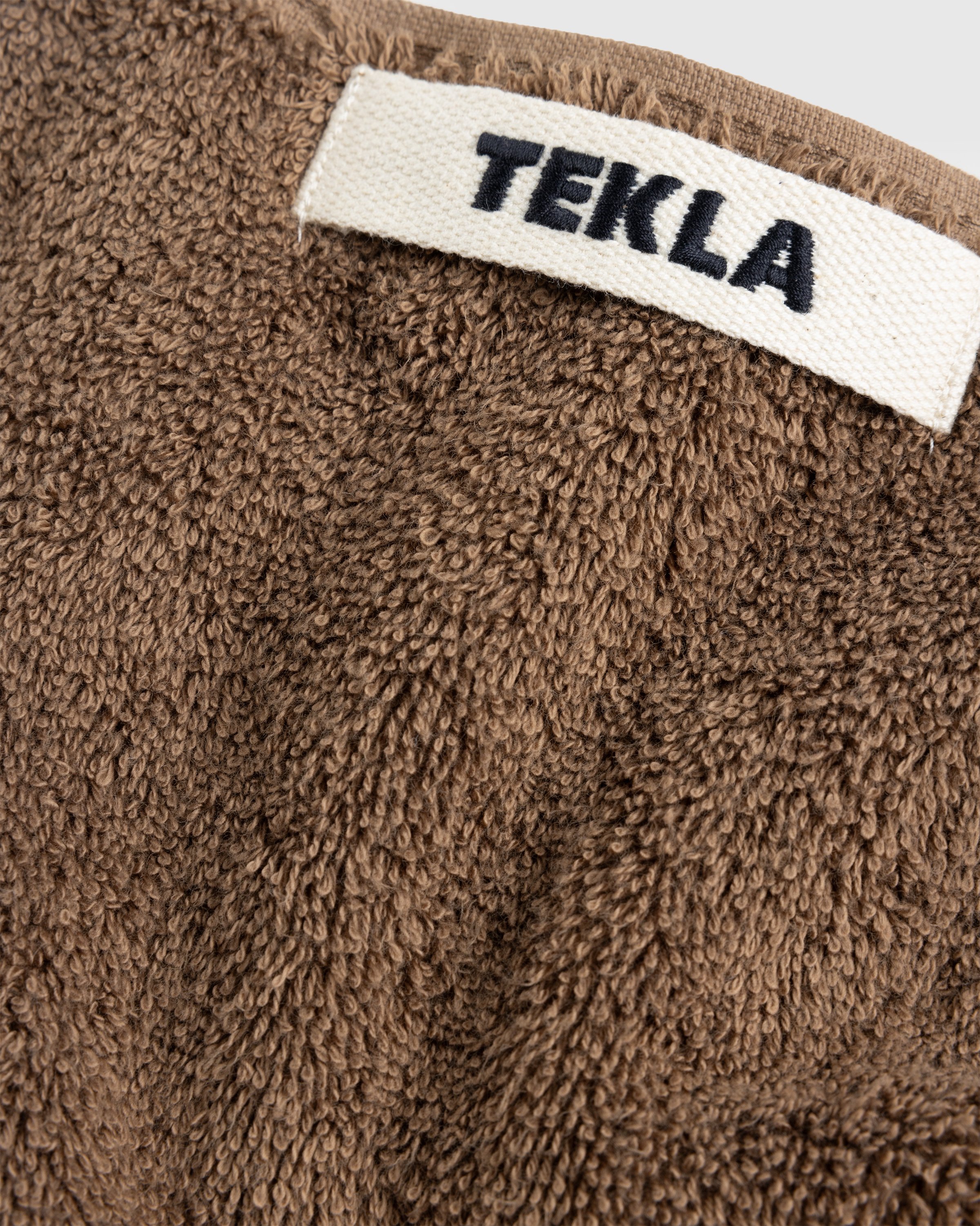 Tekla - Guest Towel Kodiak Brown - Lifestyle - Brown - Image 3