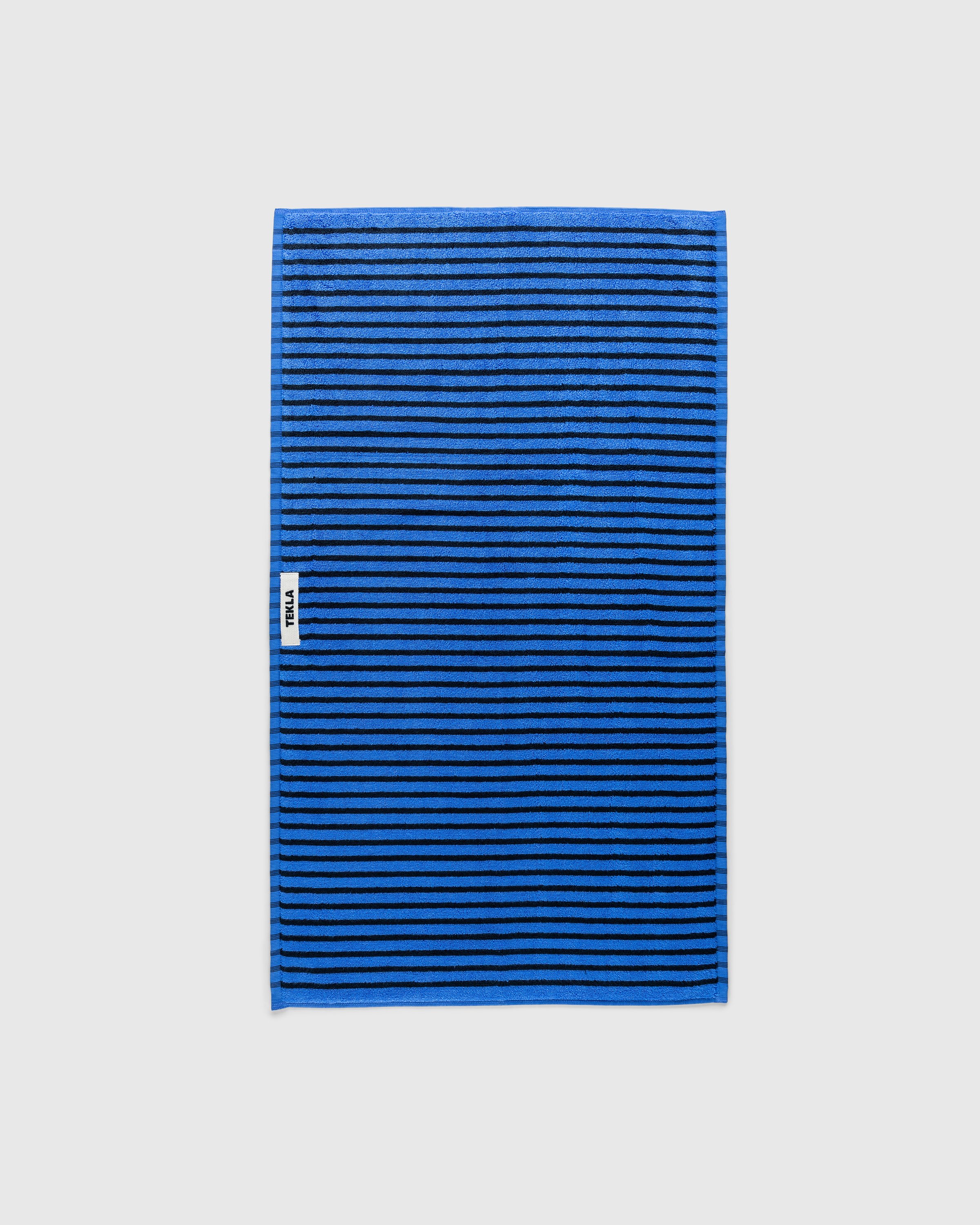 Tekla - Hand Towel Blue&Black - Lifestyle - Blue - Image 2