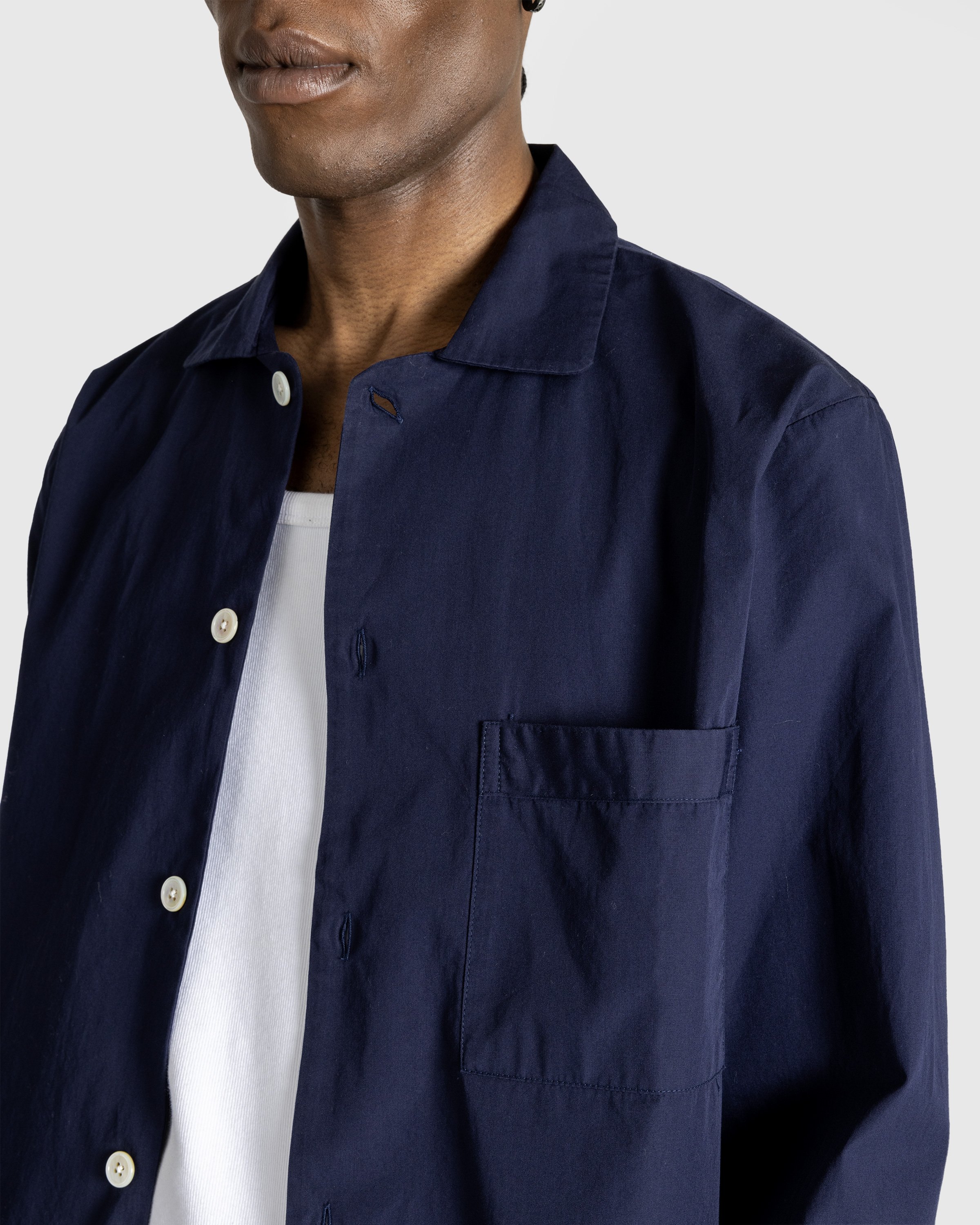 Tekla - Cotton Poplin - Pyjamas Shirt True Navy - Clothing - Blue - Image 5