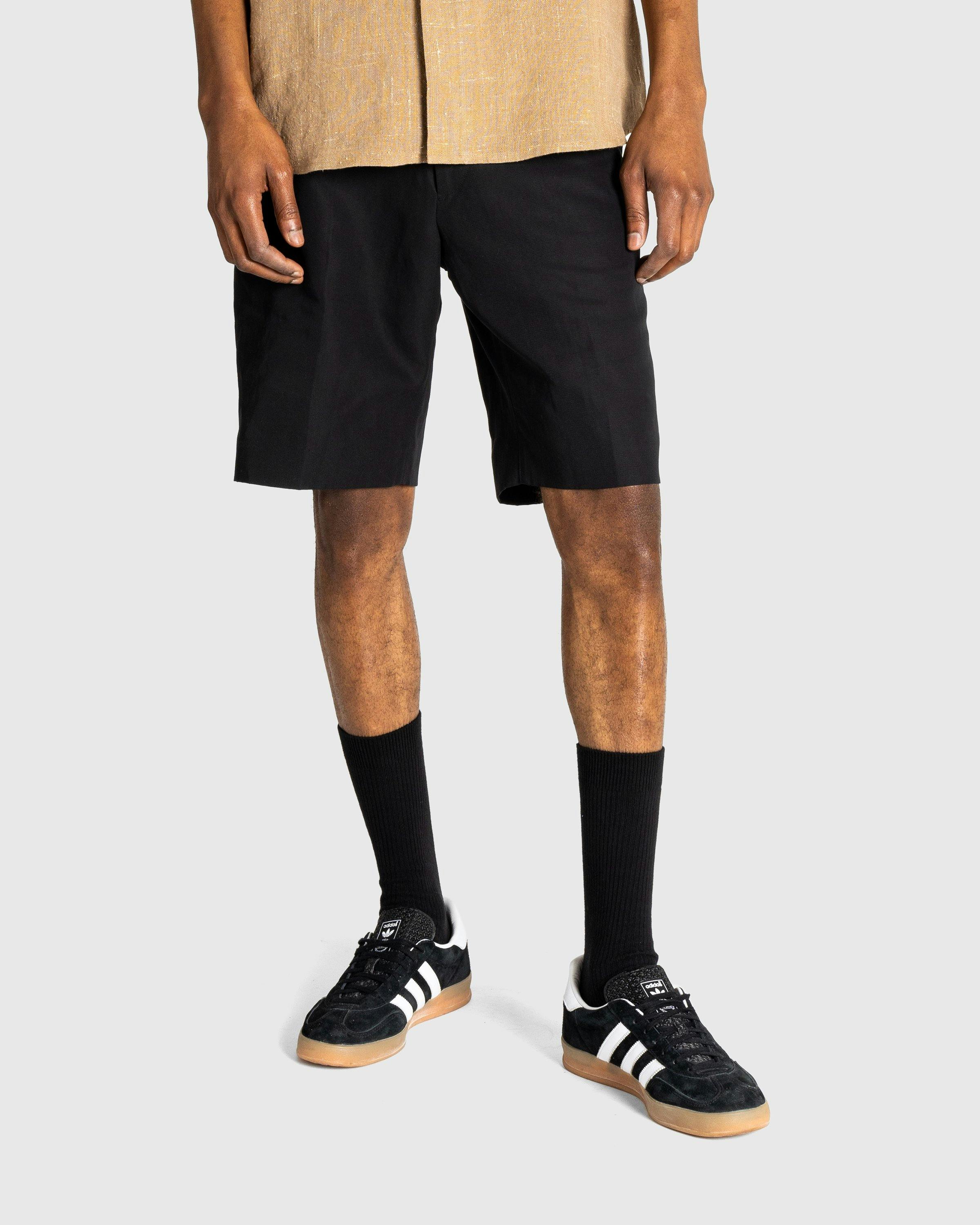 Auralee – Hard Twist Finx Linen Chino Shorts Black