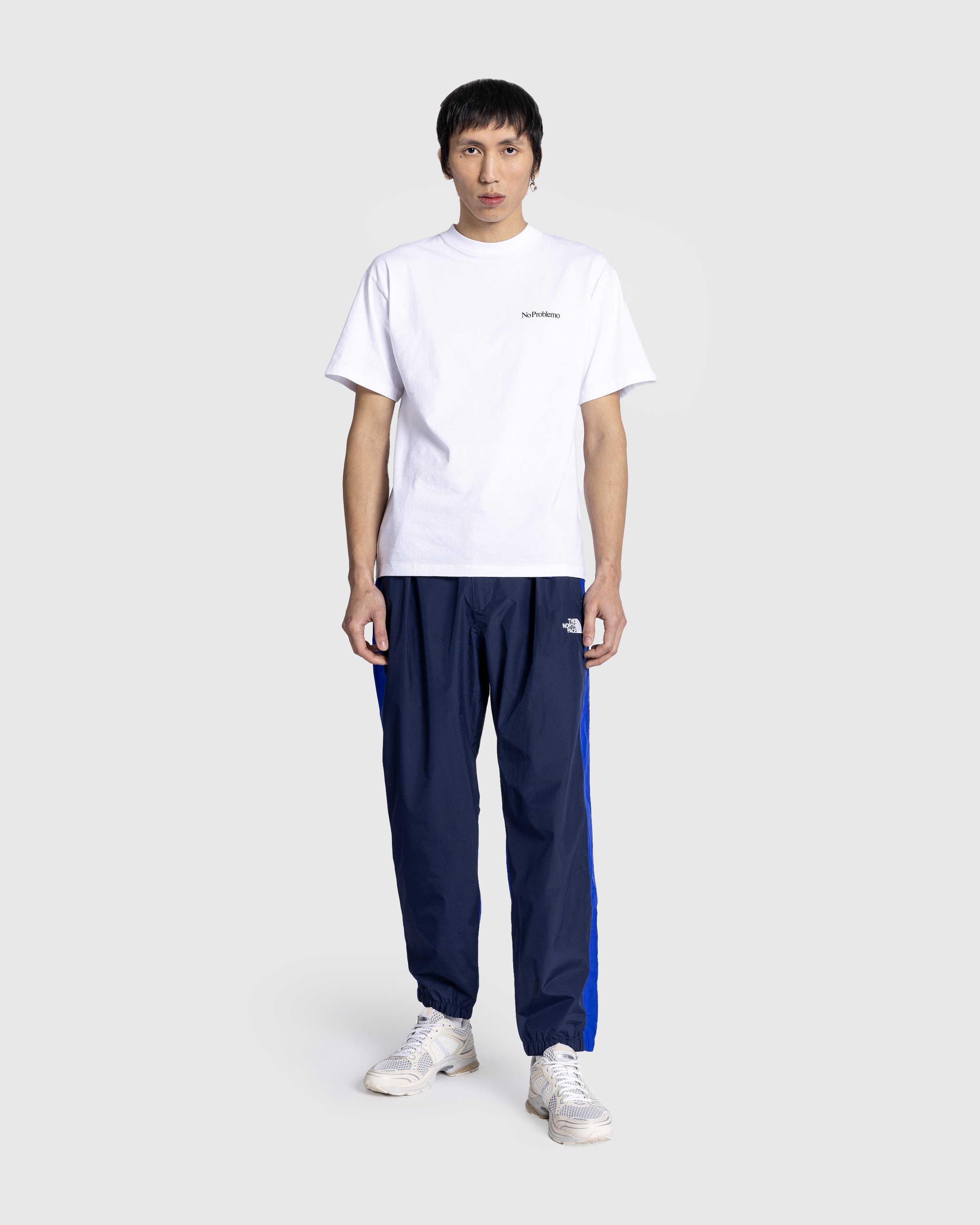 The North Face - M GTX CASUAL PANTS - AP SUMMIT NAVY/TNF BLUE - Clothing - Blue - Image 3