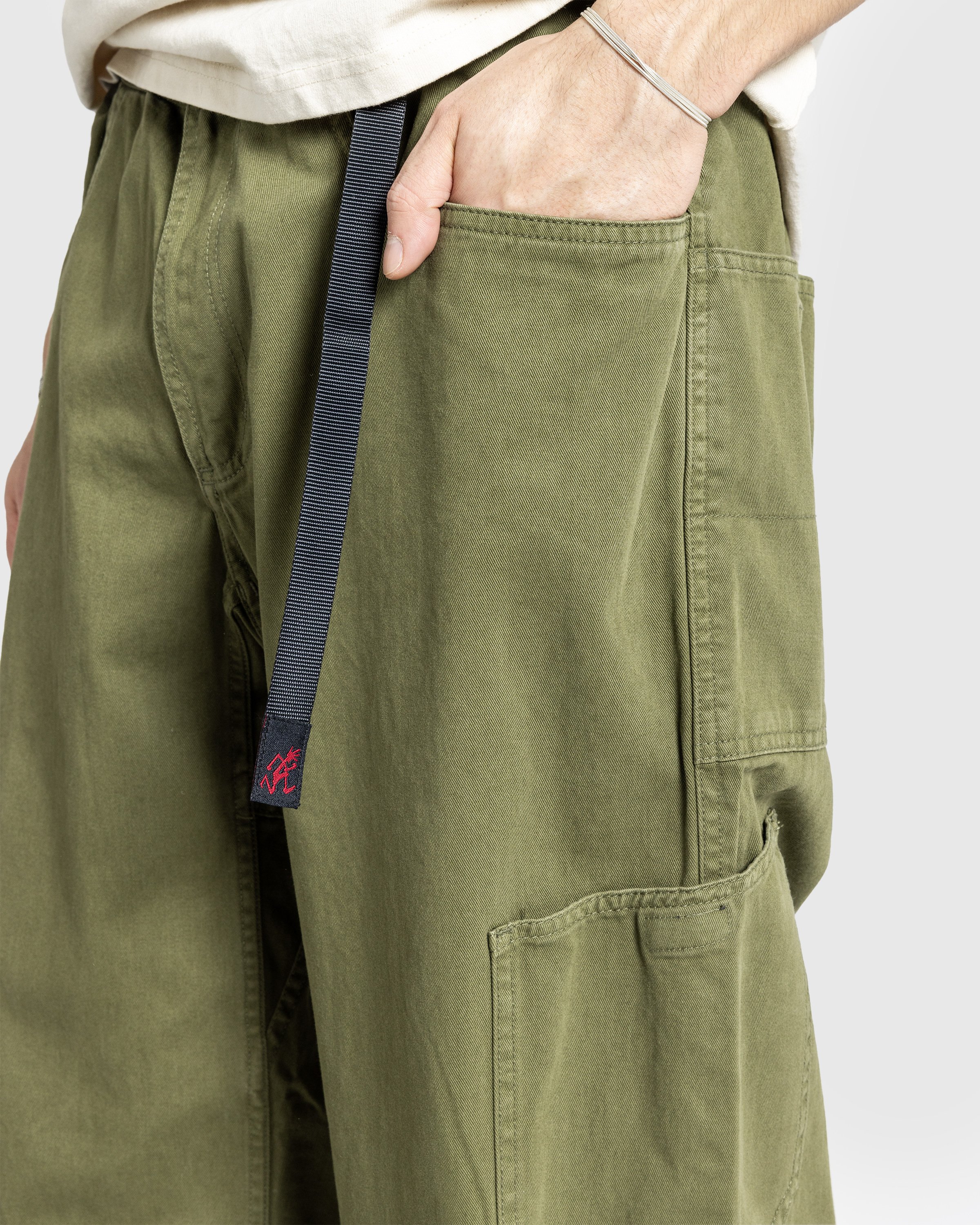 Gramicci - ROCK SLIDE PANT OLIVE - Clothing - Green - Image 5