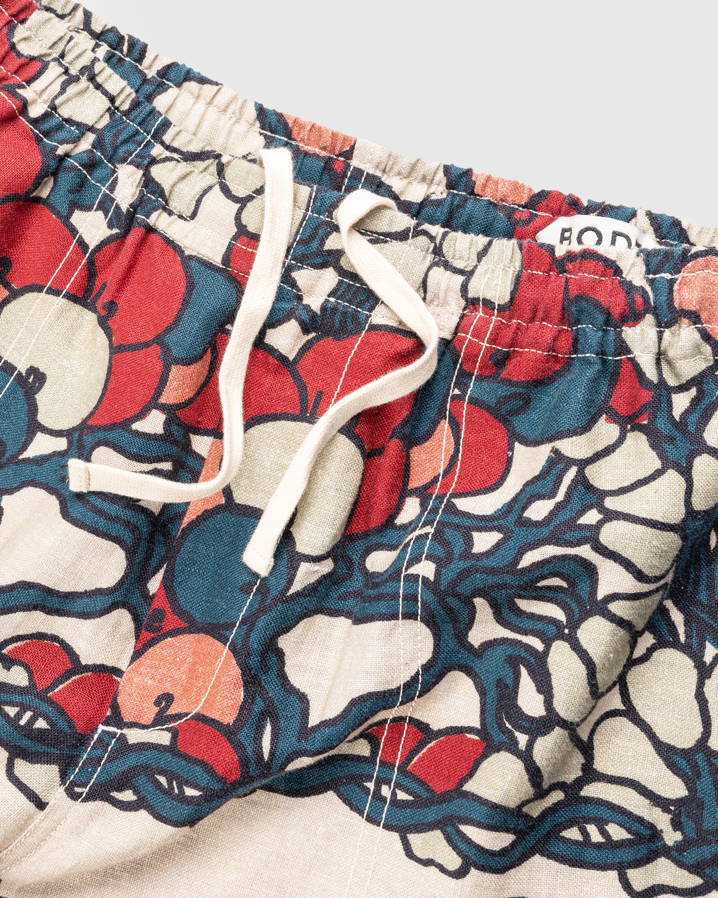 Bode - Garden Lattice Shorts Ecru Multi - Clothing - Beige - Image 6