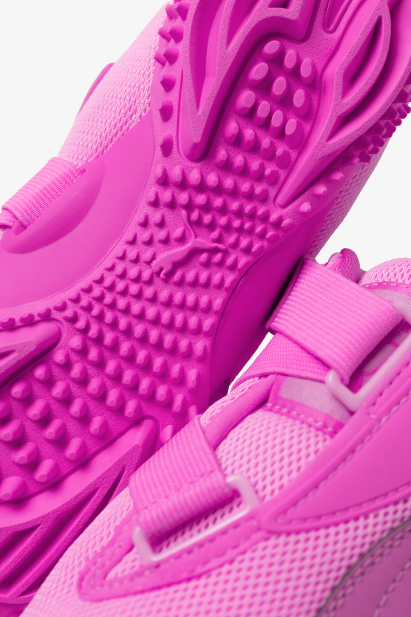 Close-up of the futuristic PUMA Mostro in pink