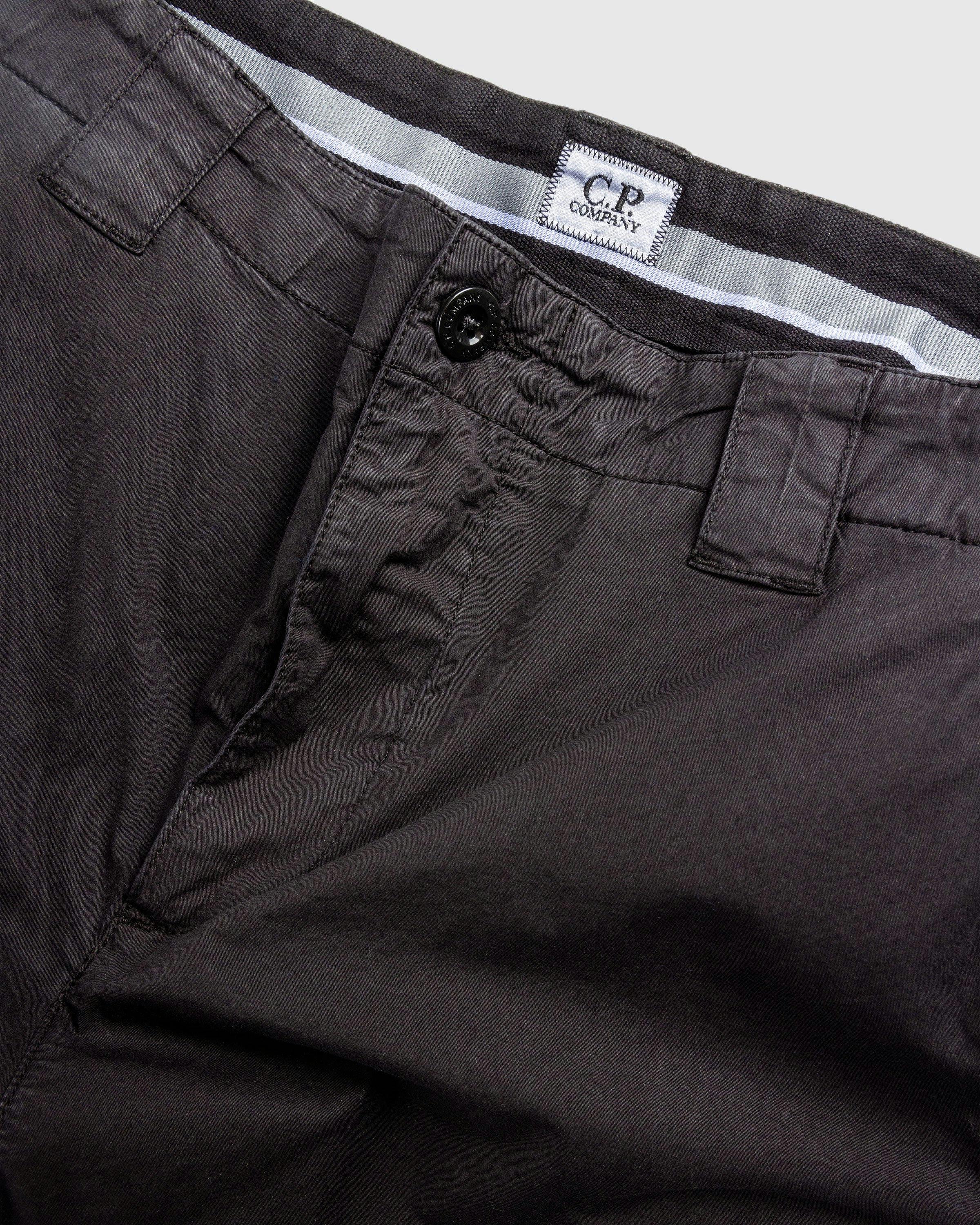 C.P. Company Kids Lens-detail cargo shorts - Black