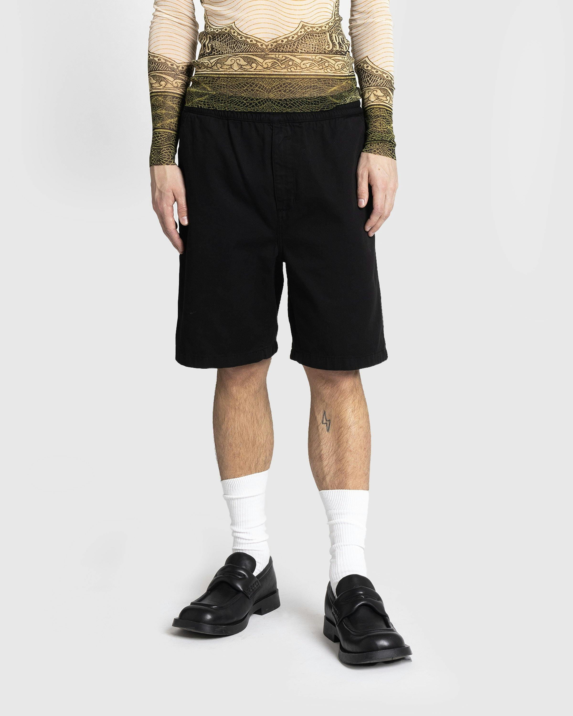 Carhartt WIP - Flint Short Black /garment dyed - Clothing - Black - Image 2