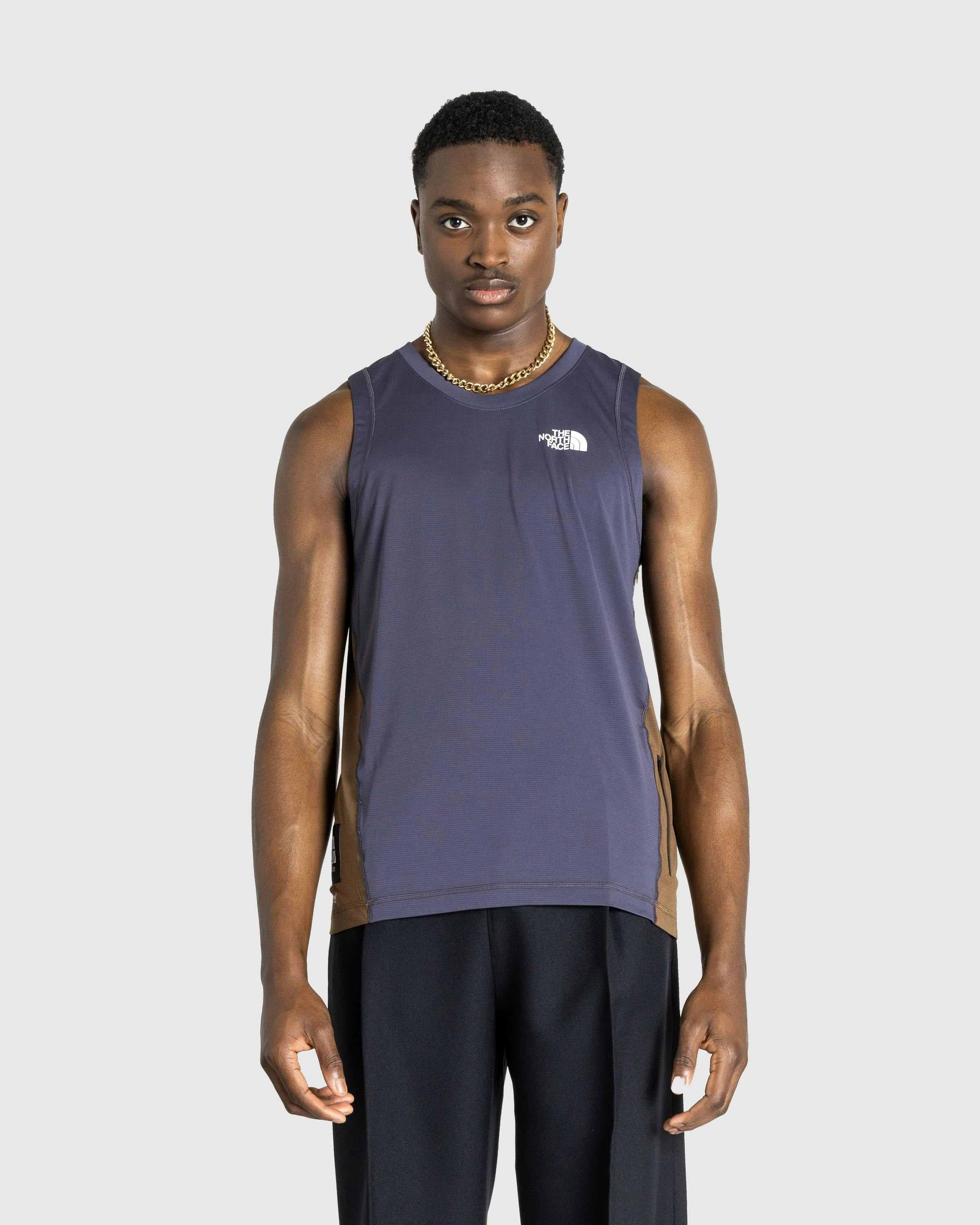 The North Face x UNDERCOVER - SOUKUU TRAIL RUN TANK TOP PERISCOPE GREY/DARK EAR - Clothing - Grey - Image 2