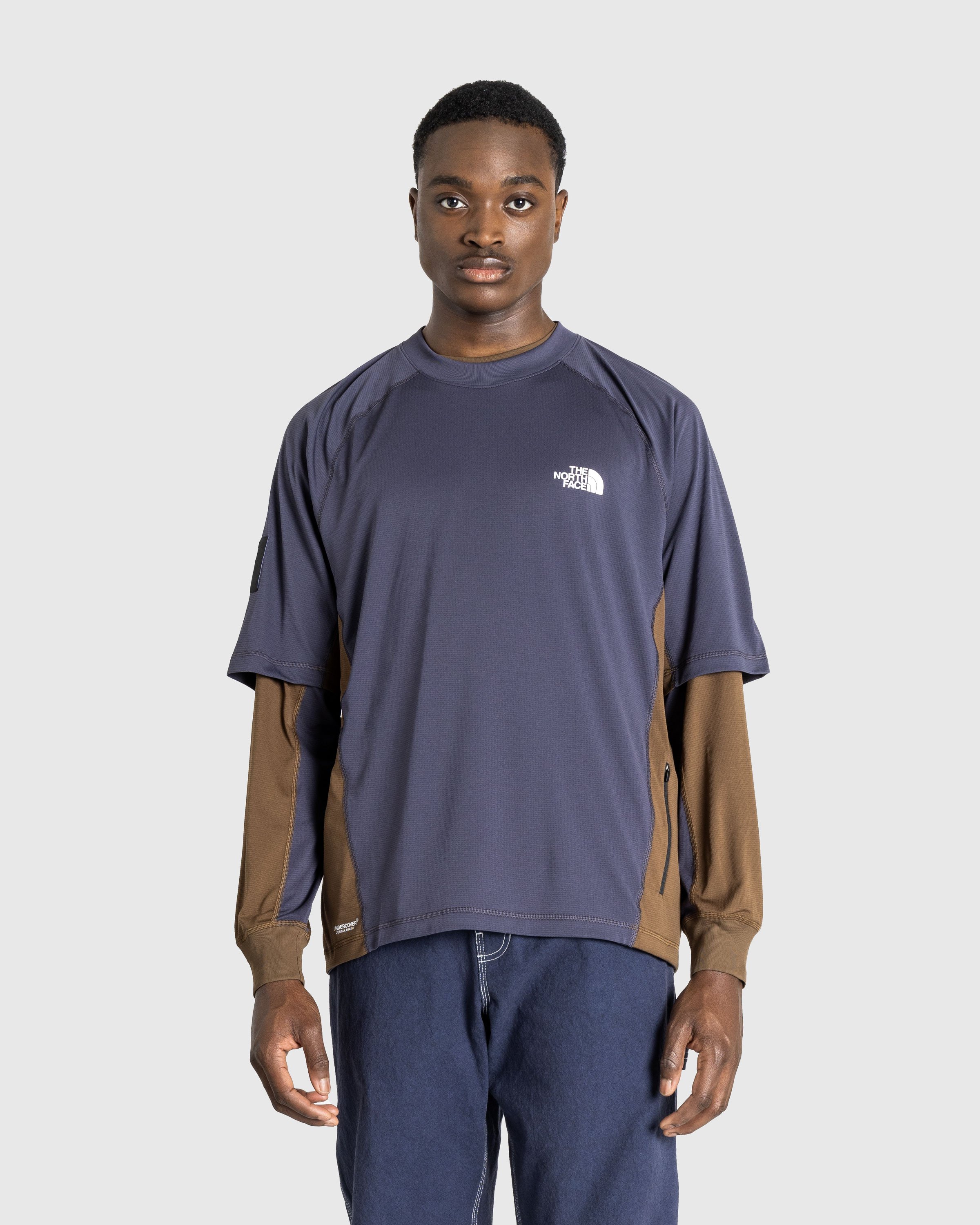 The North Face x UNDERCOVER - SOUKUU TRAIL RUN S/S TEE PERISCOPE GREY/DARK EAR - Clothing - Grey - Image 2