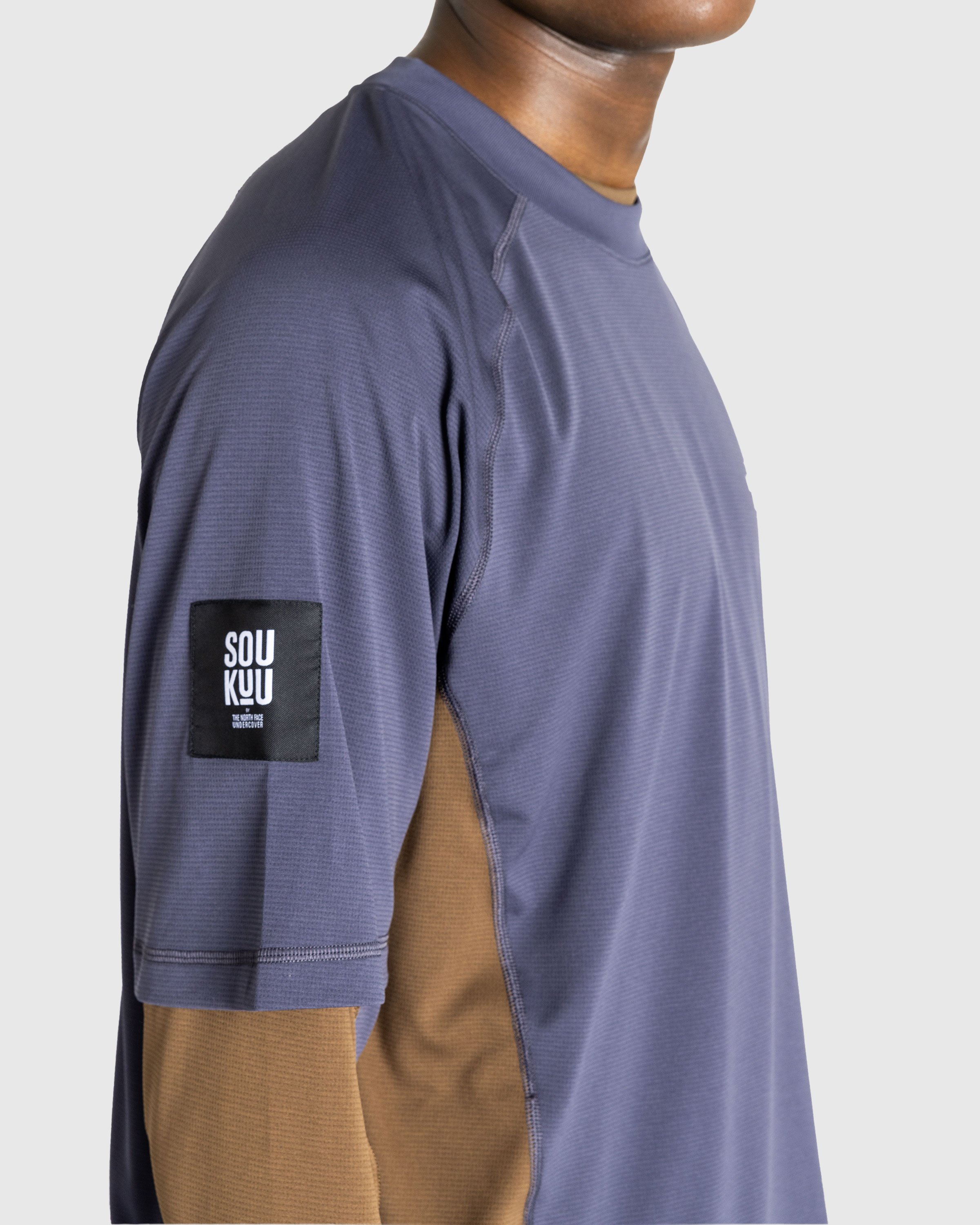 The North Face x UNDERCOVER - SOUKUU TRAIL RUN S/S TEE PERISCOPE GREY/DARK EAR - Clothing - Grey - Image 5